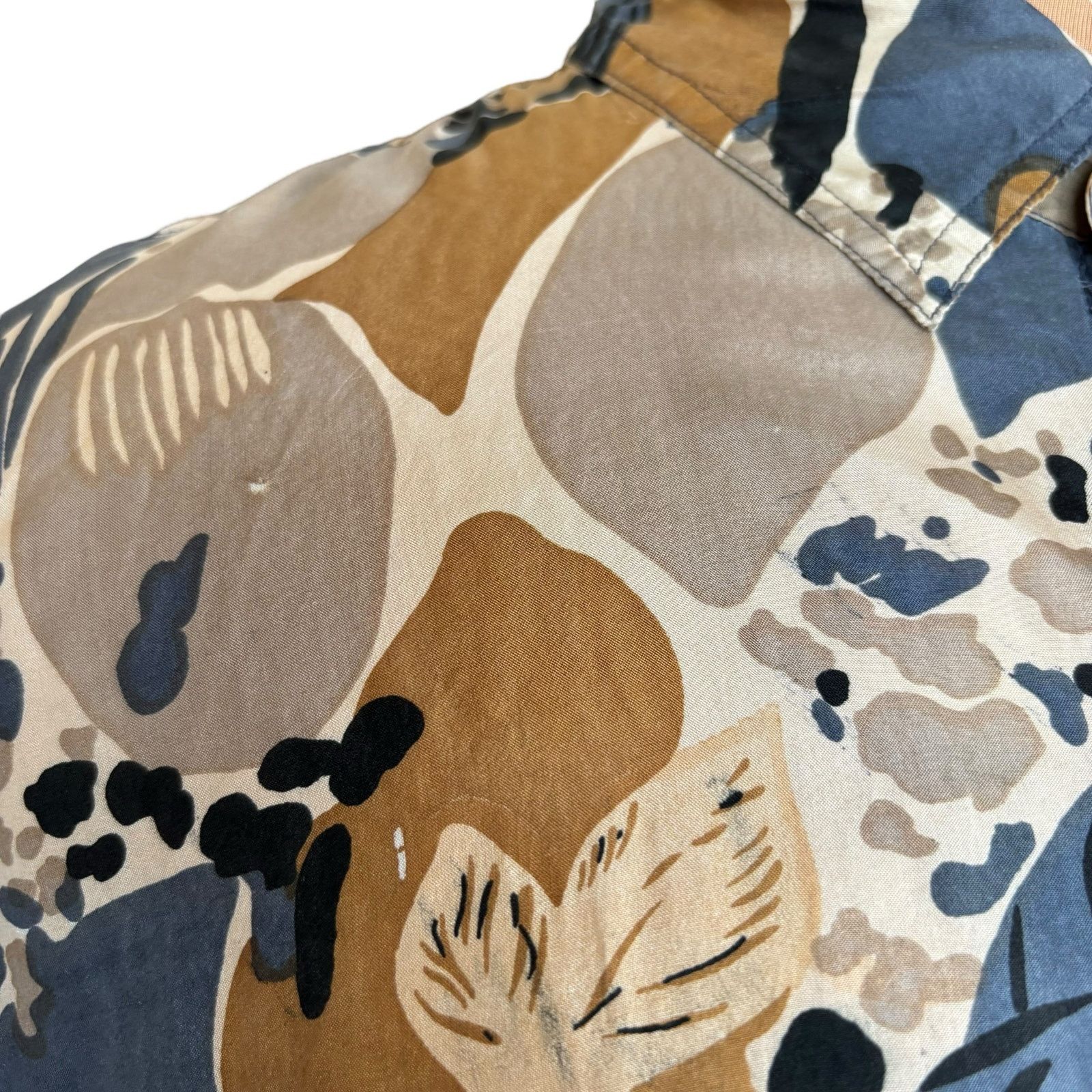 Vintage Vintage 90s Bruno B Abstract Tan Floral Silk Shirt XL Size US XL / EU 56 / 4 - 3 Thumbnail