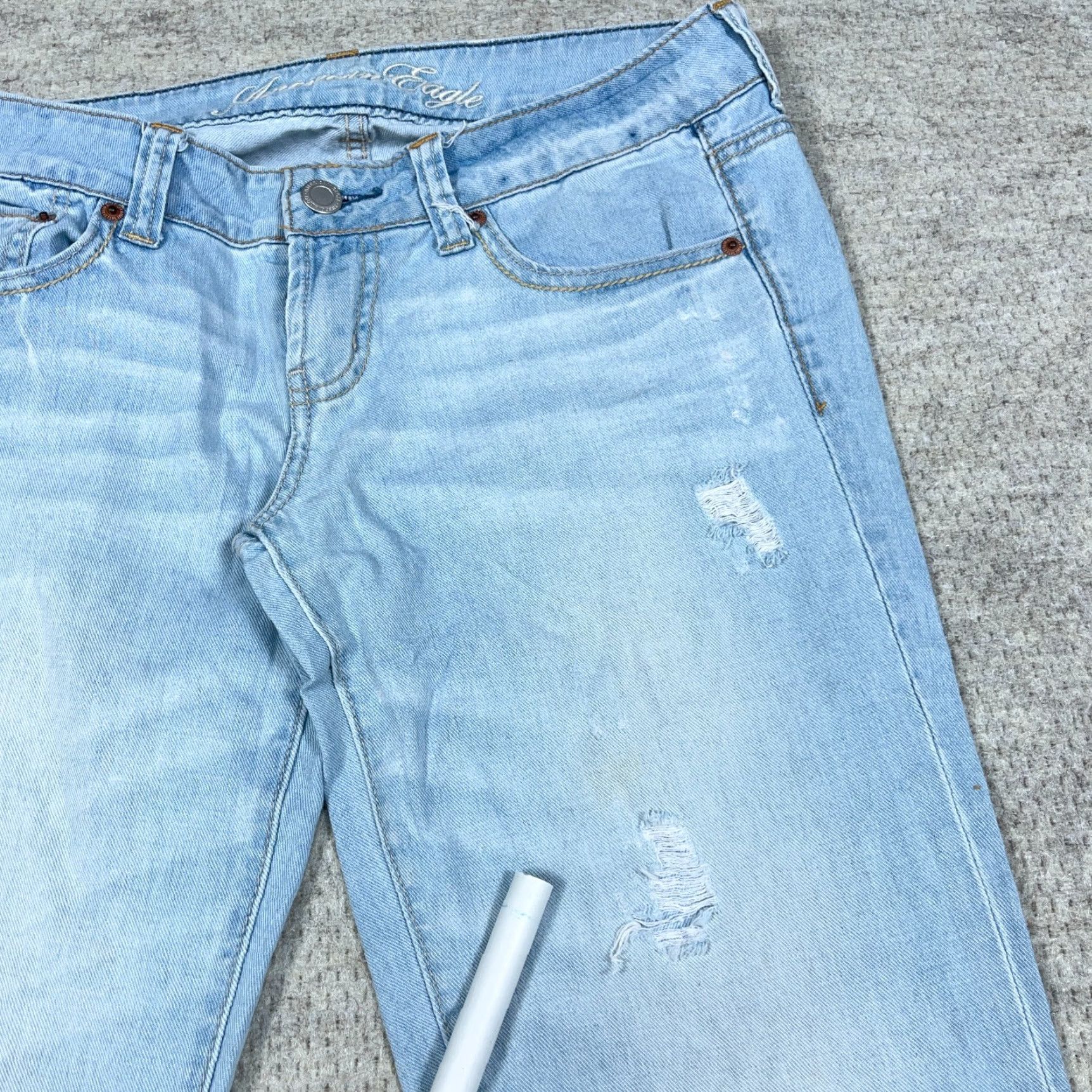 American Eagle Outfitters VINTAGE American Eagle Outfitters Jeans Women 6 Boyfriend Light Wash BLUE 31in 5-Pocket Denim Regular Stretch Zipper Button Logo N/A Size 28" / US 6 / IT 42 - 5 Thumbnail