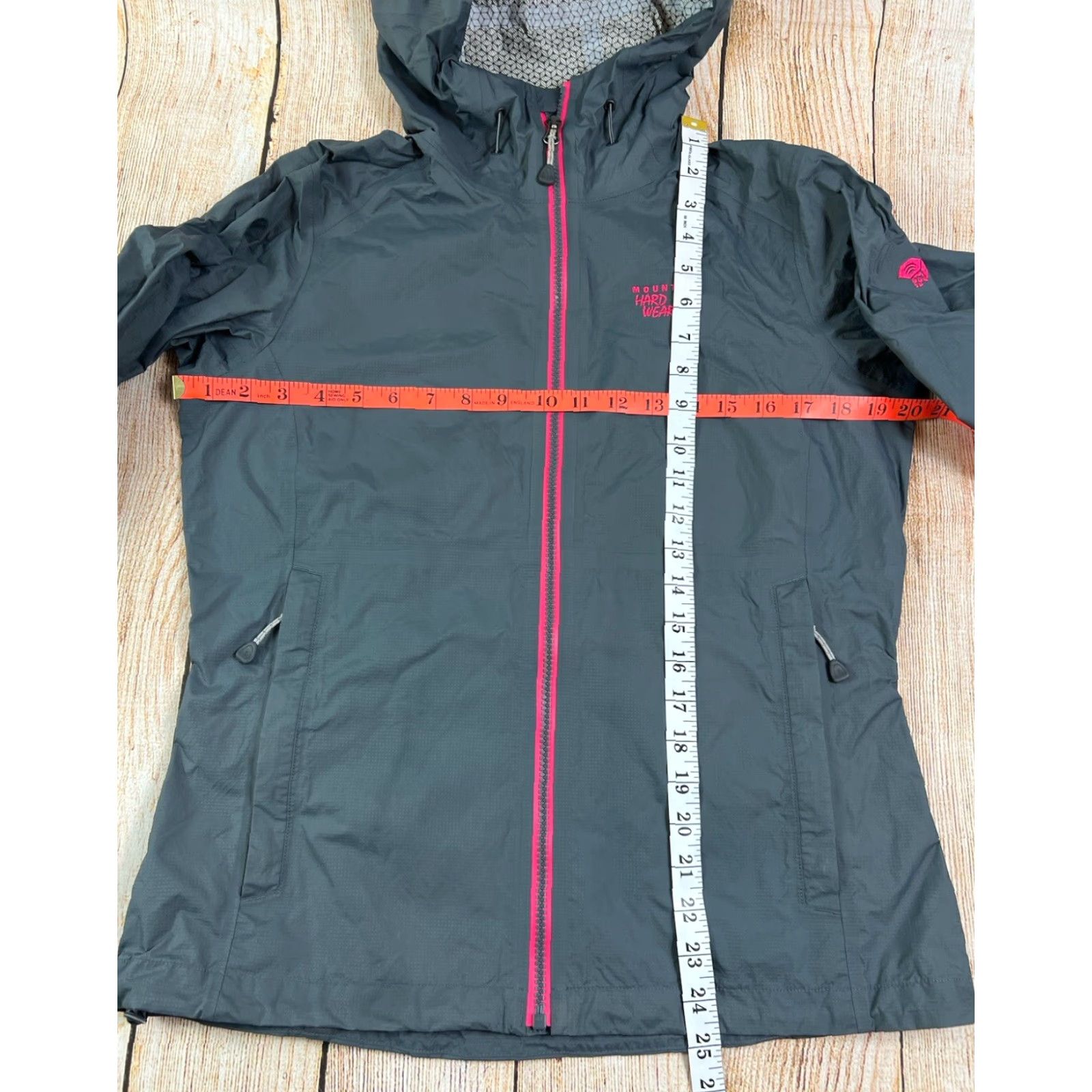 Mountain Hardwear Mountain Hardwear Dry Q Evap Jacket Full Zip Hooded Women's Small Gray Size S / US 4 / IT 40 - 3 Thumbnail