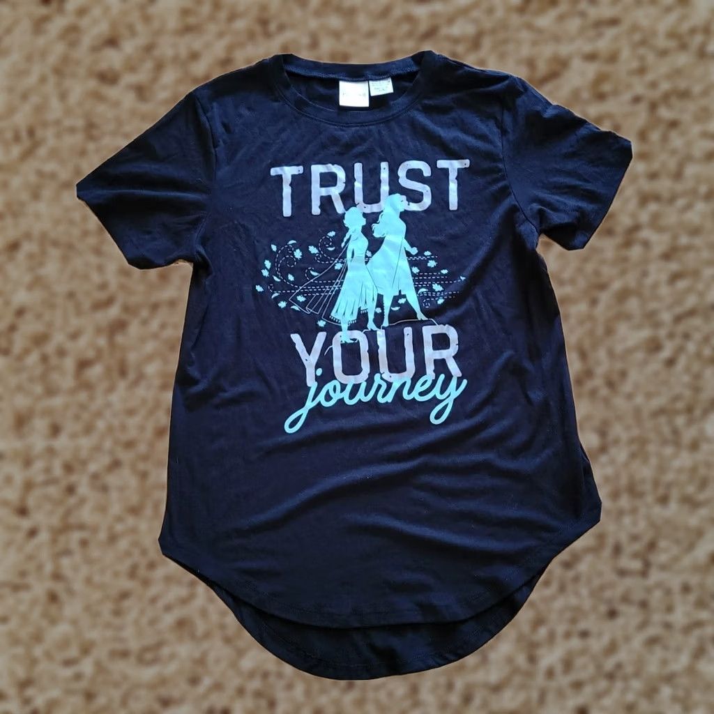 Disney Disney Frozen II T Shirt Womens S Black Logo Elsa Anna Teal Size S / US 4 / IT 40 - 1 Thumbnail