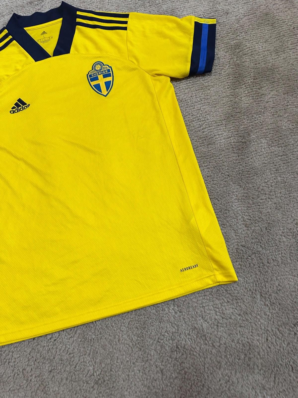Adidas Adidas Sweden 2019/20 Home Football Shirt Soccer Jersey Sz L Size US L / EU 52-54 / 3 - 2 Thumbnail