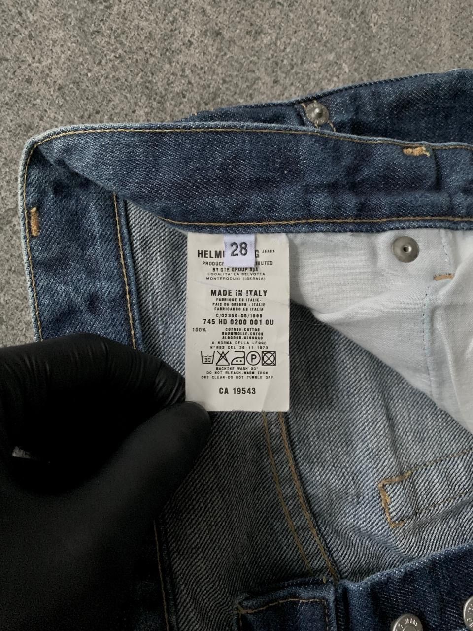 Helmut Lang FREE TAX! 2000s Classic Denim Jeans in Relaxed Fit Size US 28 / EU 44 - 9 Thumbnail