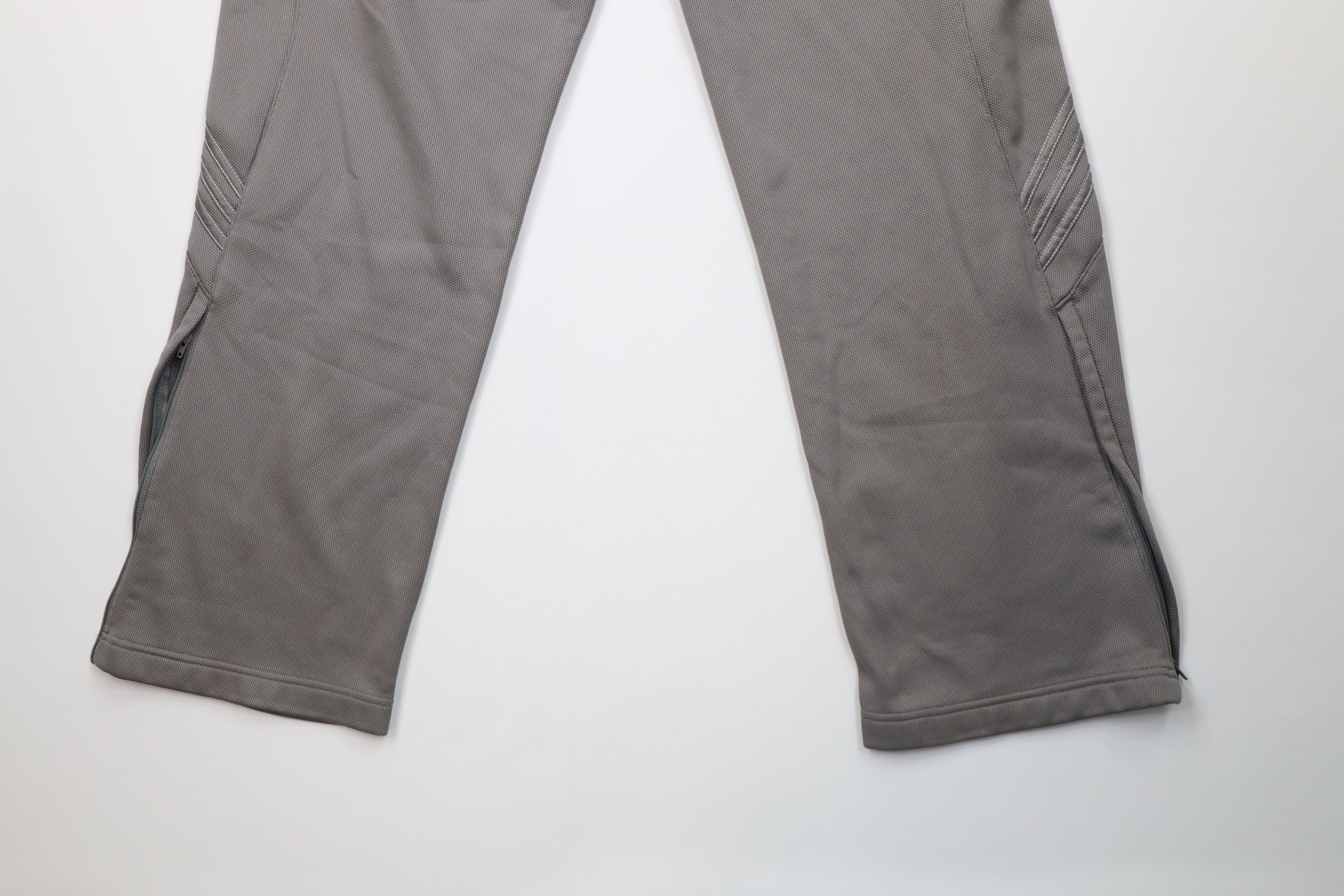 Adidas Vintage Y2K Adidas University of Michigan Wide Leg Pants Size US 36 / EU 52 - 13 Thumbnail