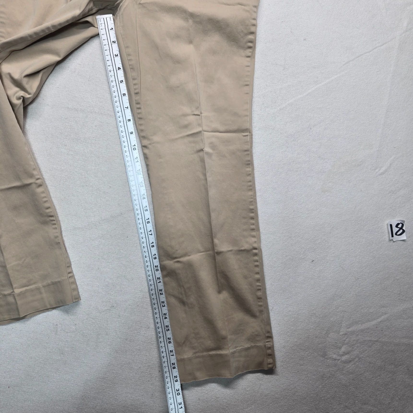 Old Navy Old Navy Dress Pants Women Adult 14 Stretch Brown Tan Low Rise Solid Statement: Dress Pants, Office, Casual Mens Womens Girls not applicable Size 36" / US 14 / IT 50 - 6 Thumbnail