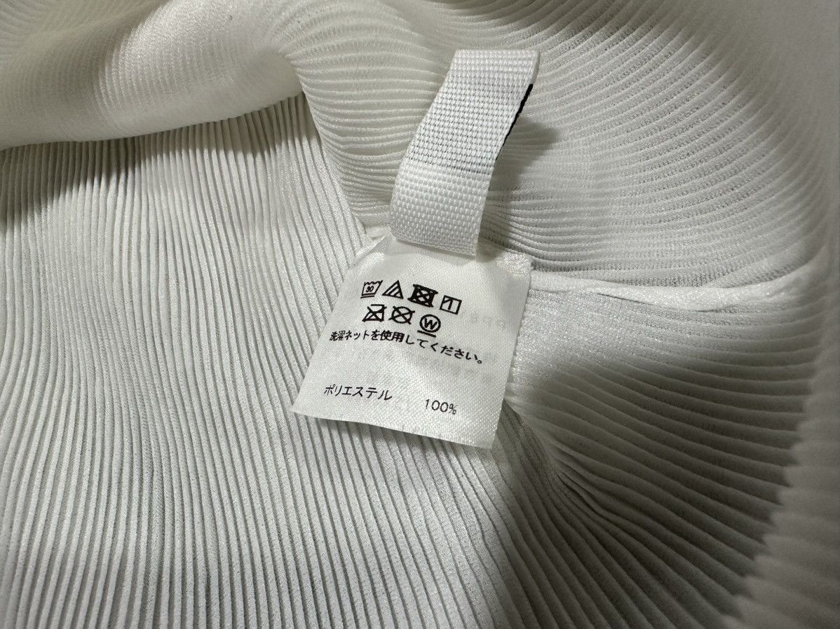 Pleats Please Issey Miyake 🔥Pleats Please Issey Miyake High Neck Top White Size US M / EU 48-50 / 2 - 7 Thumbnail