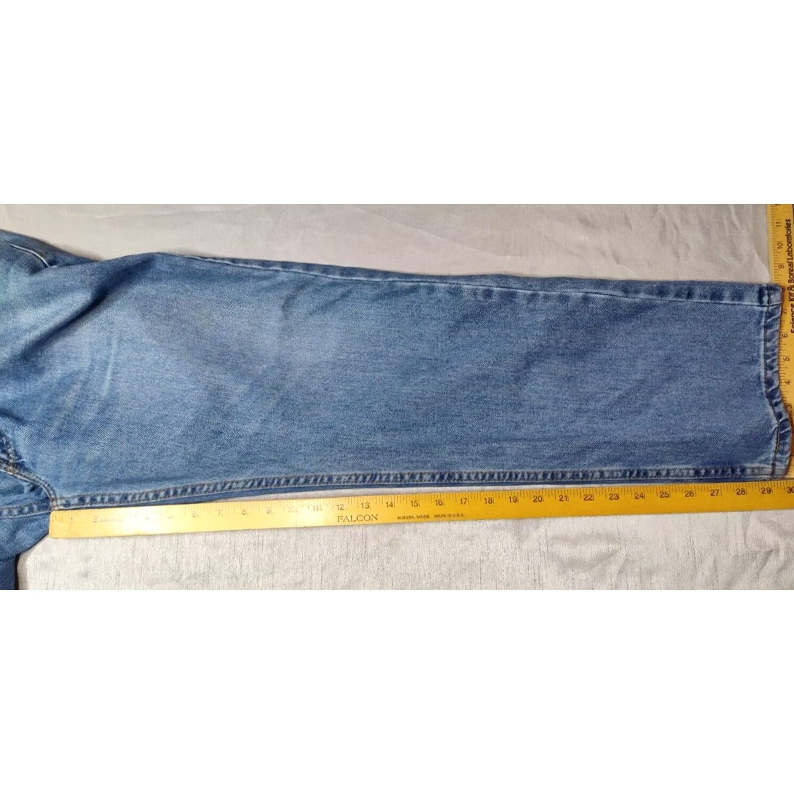 Levi's VTG Levi's 505 Jeans Men 38X30 Regular Denim Straight Leg 100% Cotton Blue Jeans Mens Regular Fit Vintage 505 Model Polo? Size US 38 / EU 54 - 7 Thumbnail