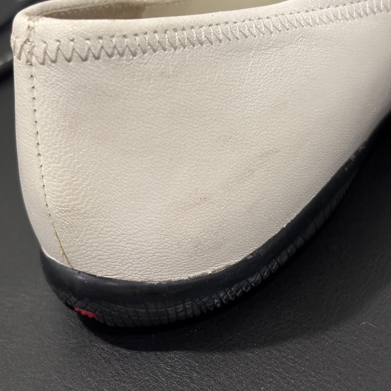 Prada Vintage PRADA 90s / Y2K white leather ballet flats 37.5 Size US 7.5 / IT 37.5 - 7 Thumbnail
