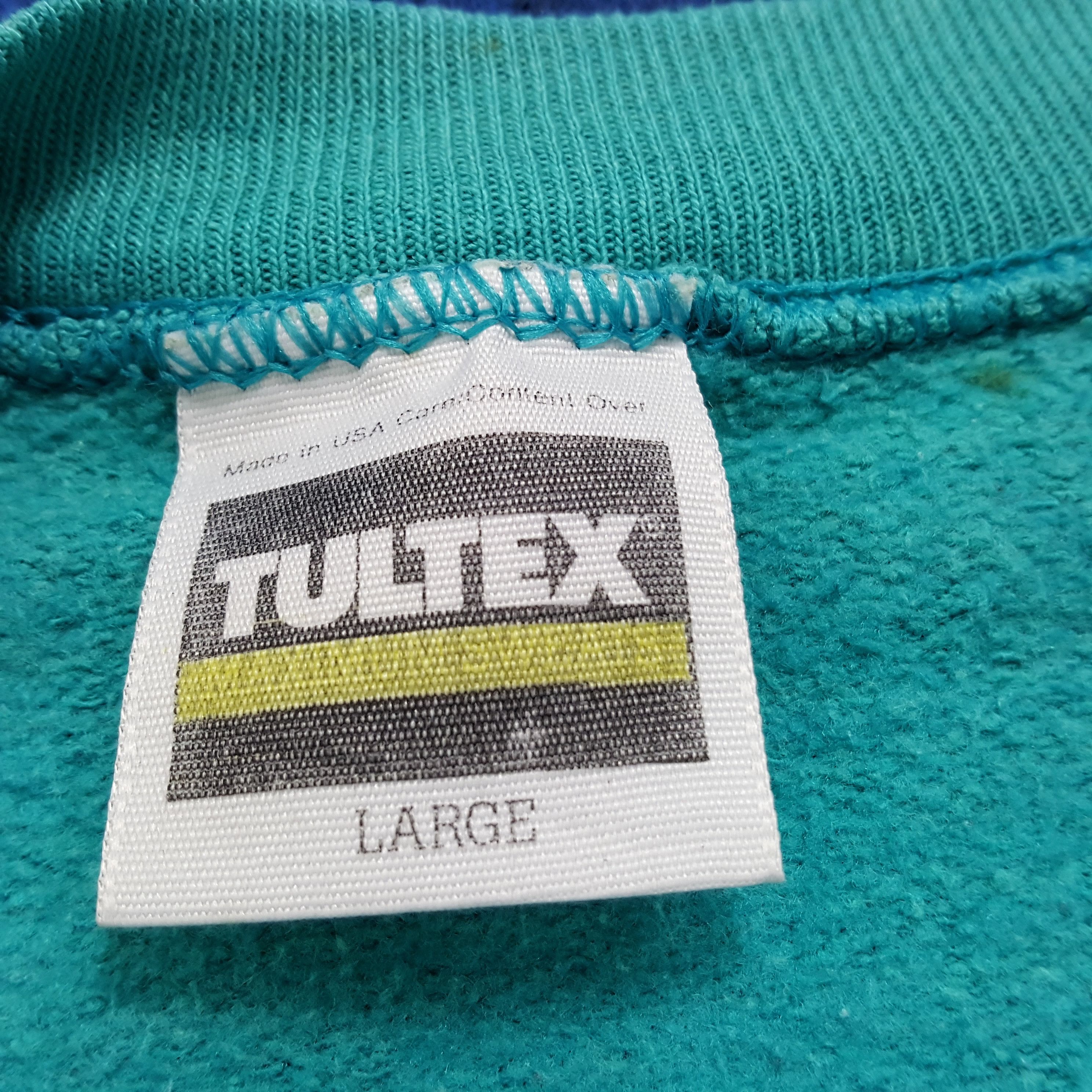 Vintage Vintage Tultex Plain Winter Sweatshirts Size US XL / EU 56 / 4 - 9 Thumbnail