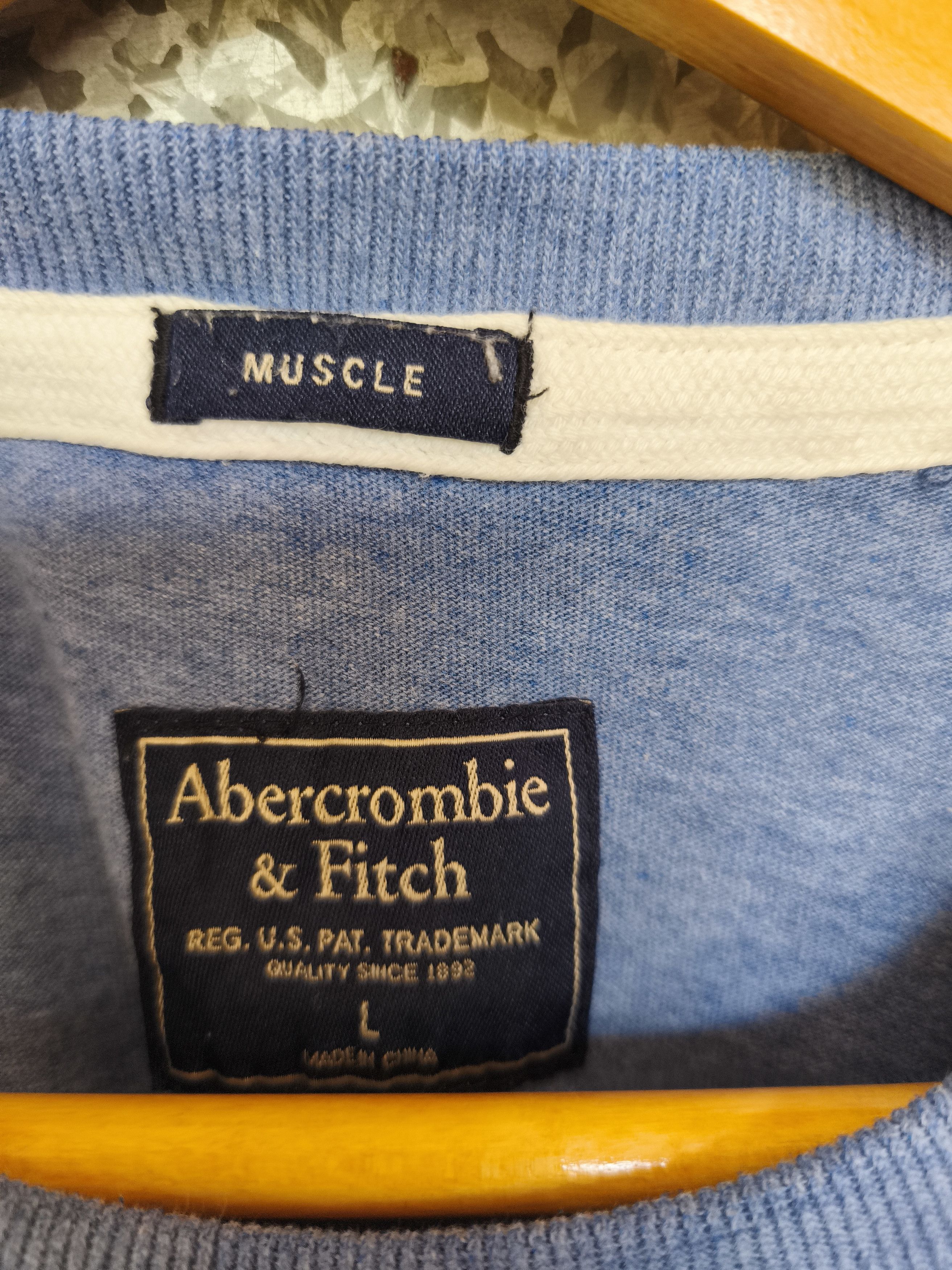 Abercrombie & Fitch A&F long sleeve Size US M / EU 48-50 / 2 - 6 Thumbnail