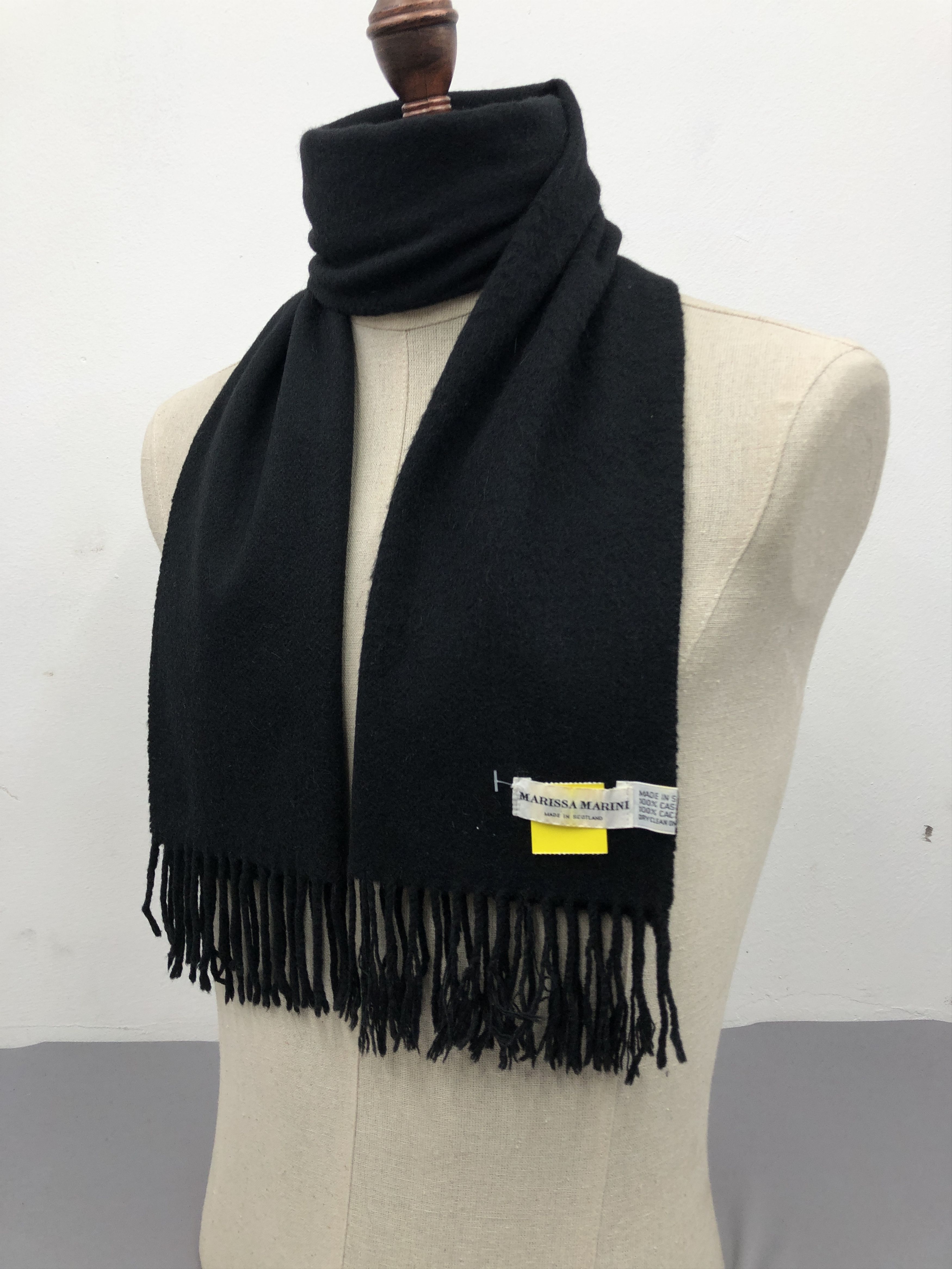 Vintage Vintage Marissa Marini Cashmere Scarf / Muffler / Neckwear Size ONE SIZE - 2 Thumbnail