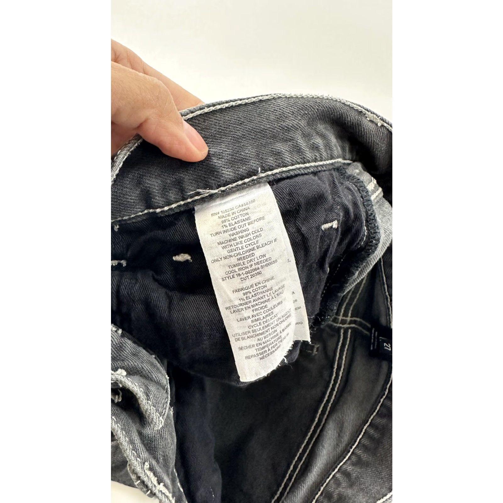 Vintage Current/Elliott Shorts Women 27 Black Denim Cut-Off Paint Stain Women 27 Black Denim Cut-Off Paint Stain Size 27" / US 4 / IT 40 - 6 Thumbnail