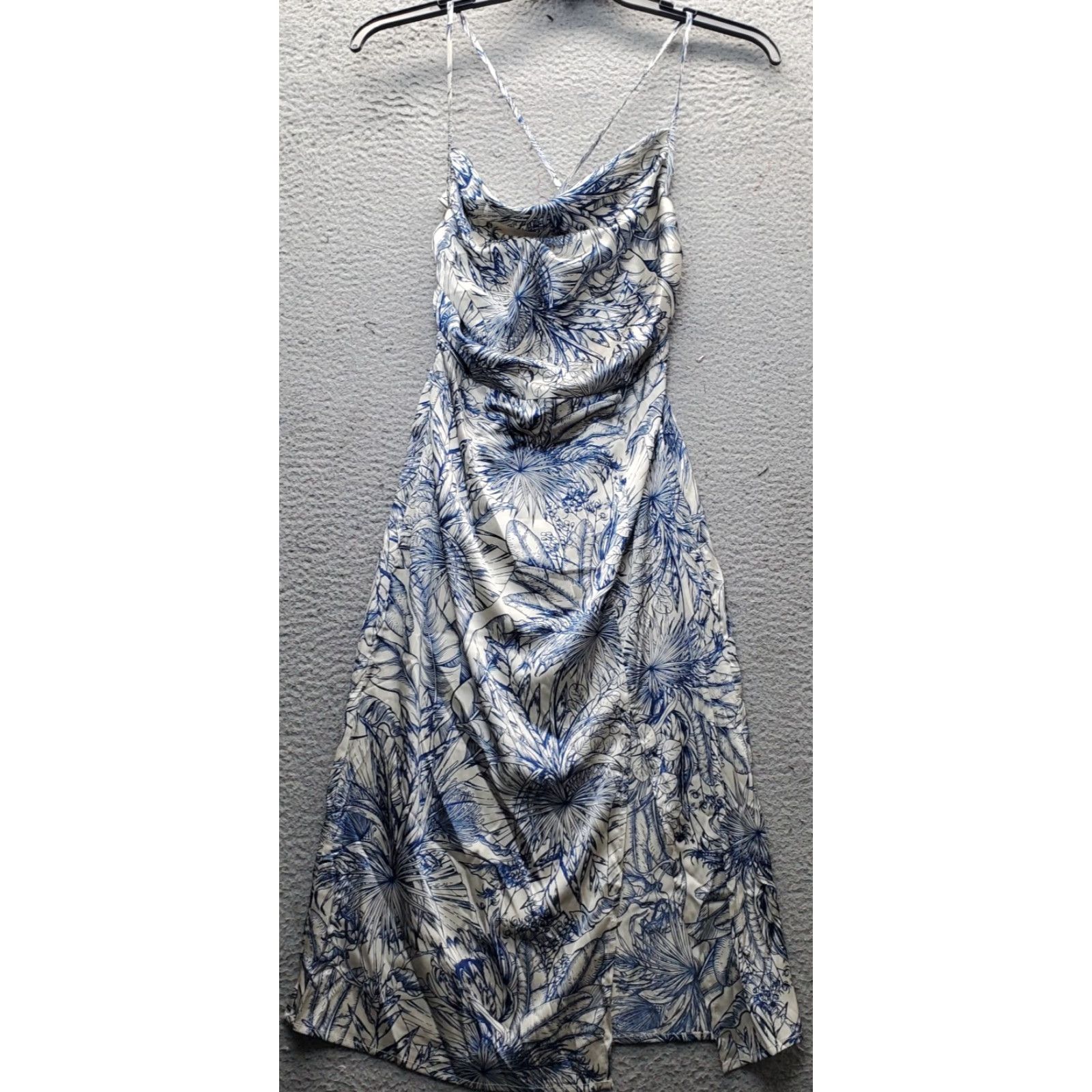 Cider Cider Maxi Dress Womens Size S Blue & White Floral Smocked Back Zip Size S / US 4 / IT 40 - 2 Thumbnail