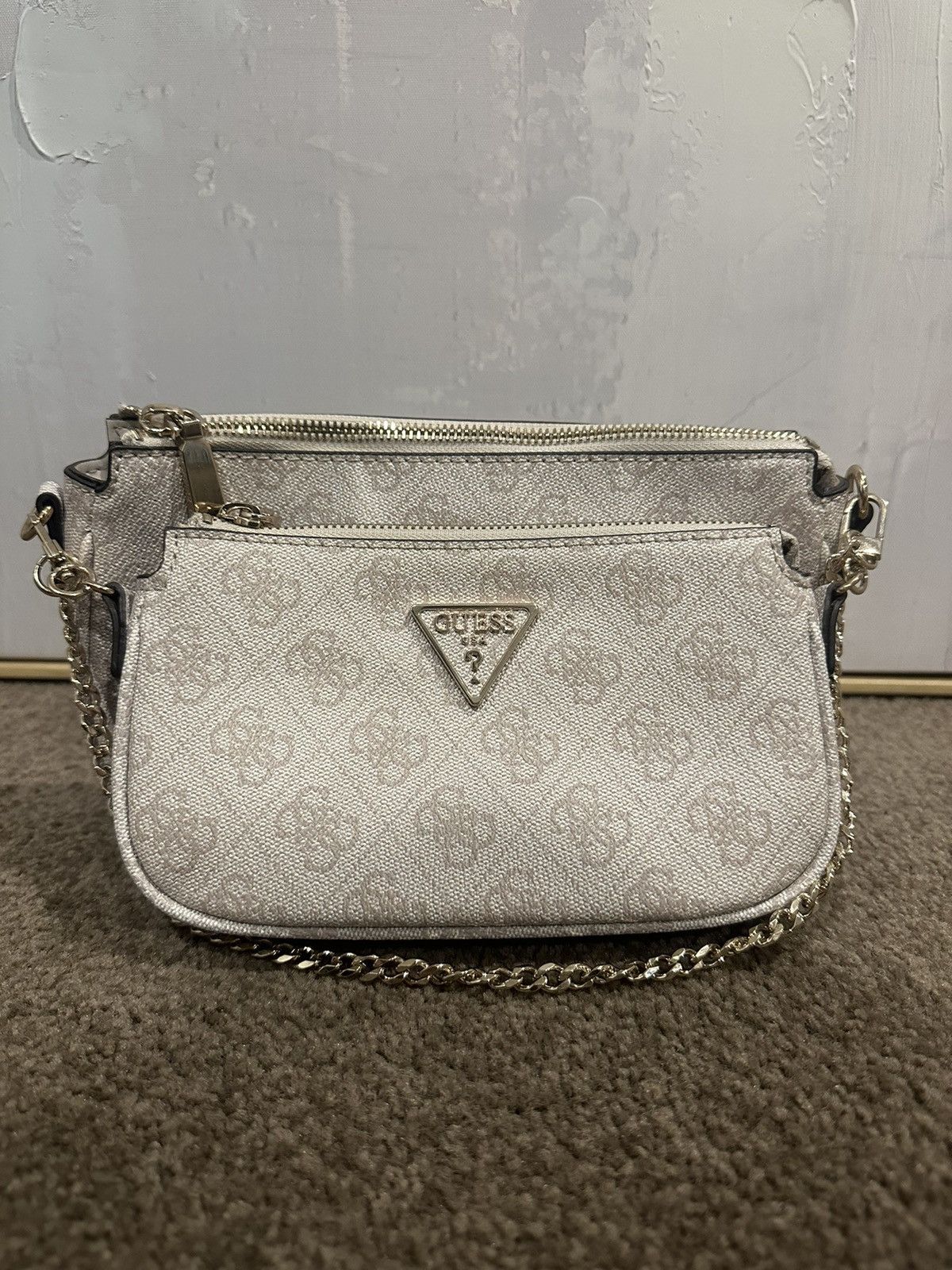 Guess Guess Beige handbag Size ONE SIZE - 1 Thumbnail