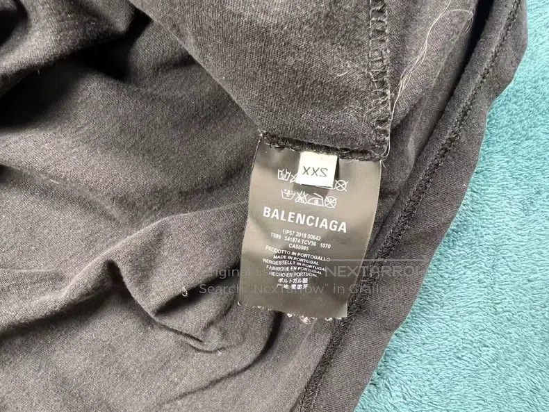 Balenciaga Balenciaga Black grain-patterned short-sleeve Size US XXS / EU 40 - 5 Thumbnail