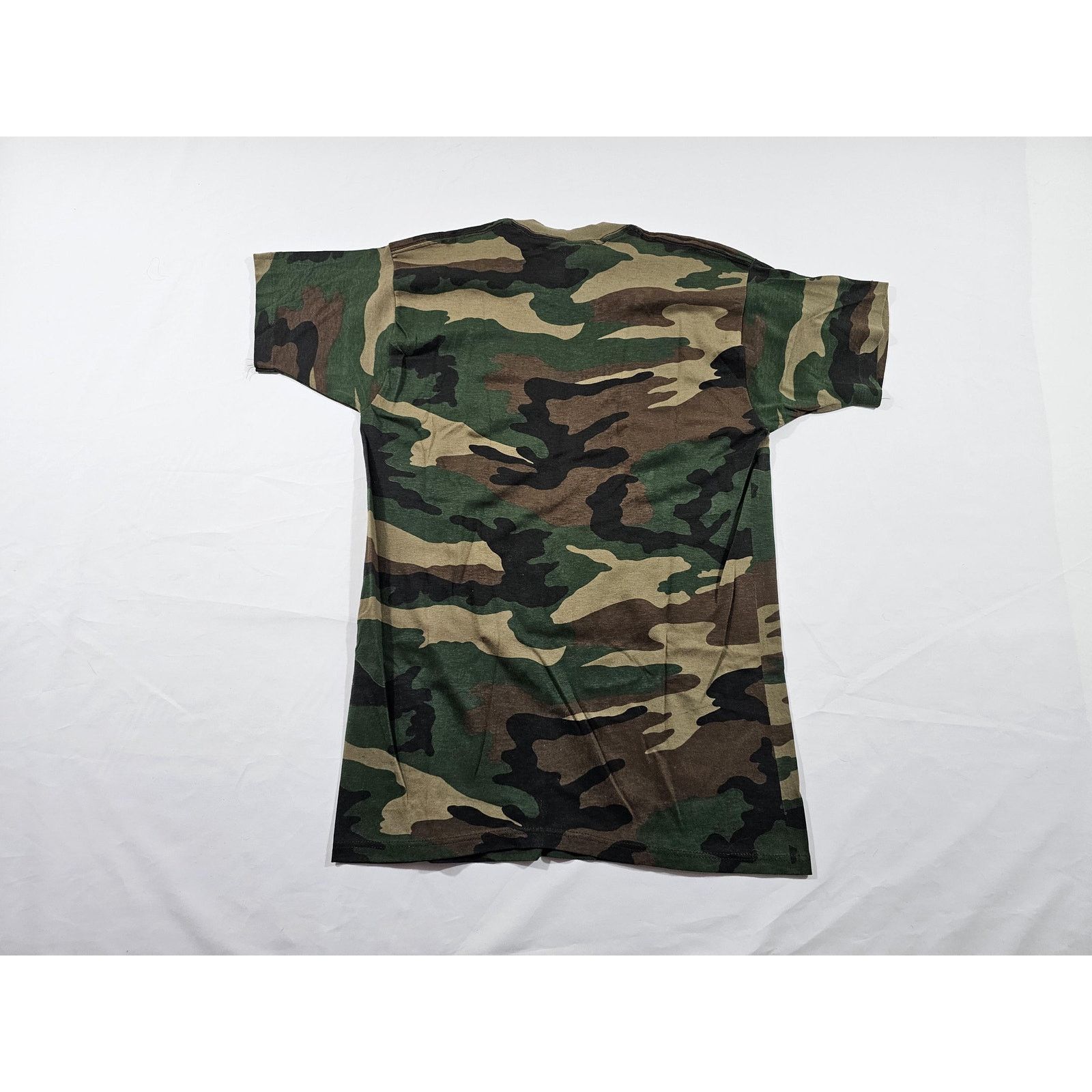 Other Woodland Camo Camoflauge Pocket 50/50 T-Shirt Duck Bay Sz M Size US M / EU 48-50 / 2 - 2 Thumbnail