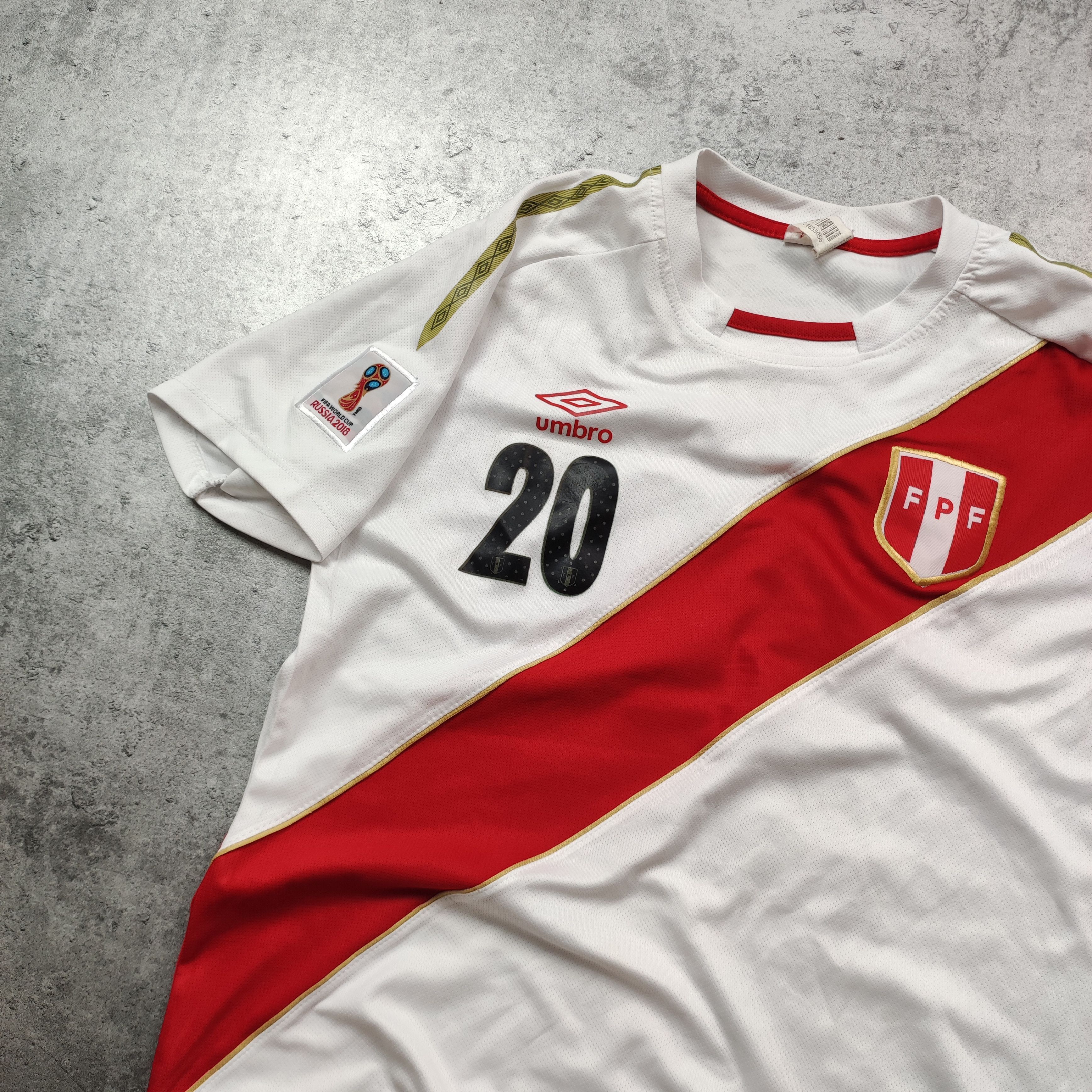 Vintage FIFA World Cap 2018 Peru #20 Flores Home Football Jersey Size US S / EU 44-46 / 1 - 4 Thumbnail
