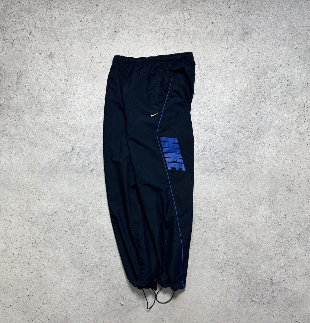 Nike Nike Big Swoosh Track Pants Nylon Baggy Drill Swoosh Vintage Size US 30 / EU 46 - 1 Thumbnail