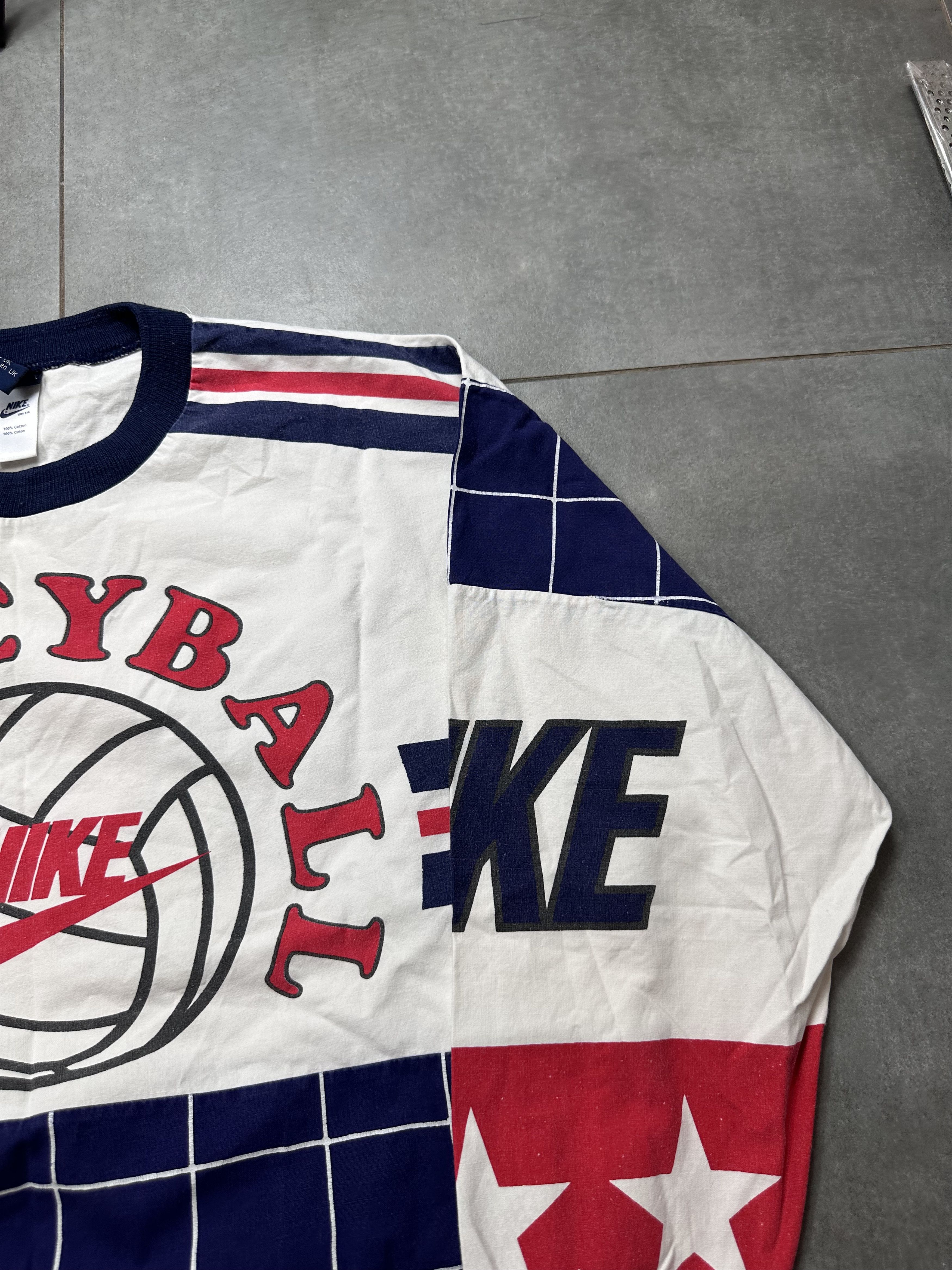 Nike Rare Vintage 70s Nike Volleyball Crewneck Sweatshirt Size US M / EU 48-50 / 2 - 3 Thumbnail