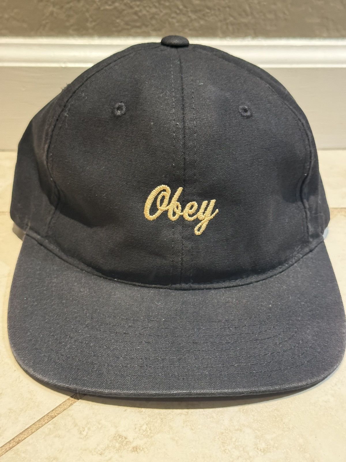 Obey Obey 2010s Black Gold Leather Strapback Hat Size ONE SIZE - 2 Thumbnail