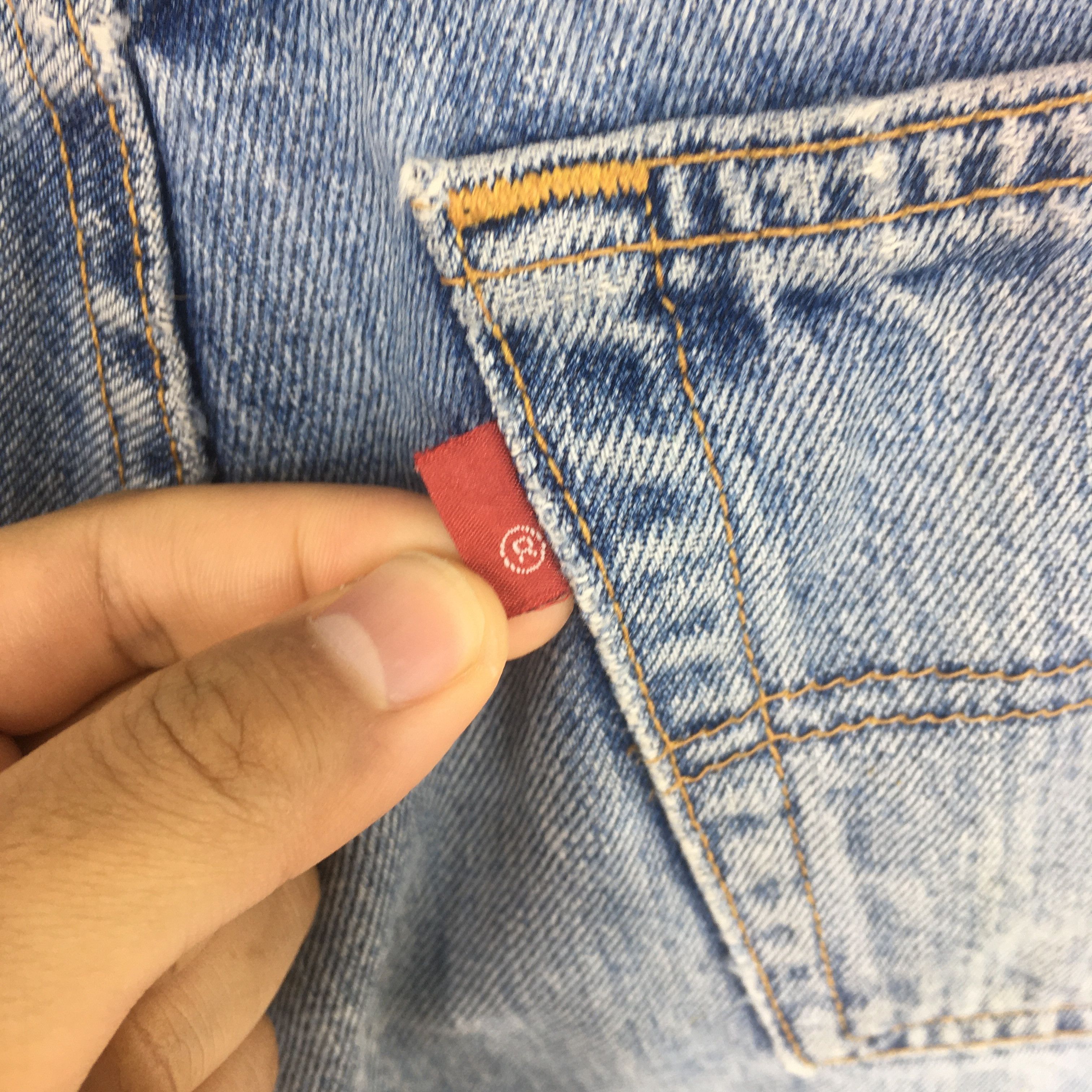 Levi's Size 30x30.5 Vintage 90s Levi's 501 Faded Blue Jeans Size US 30 / EU 46 - 12 Thumbnail