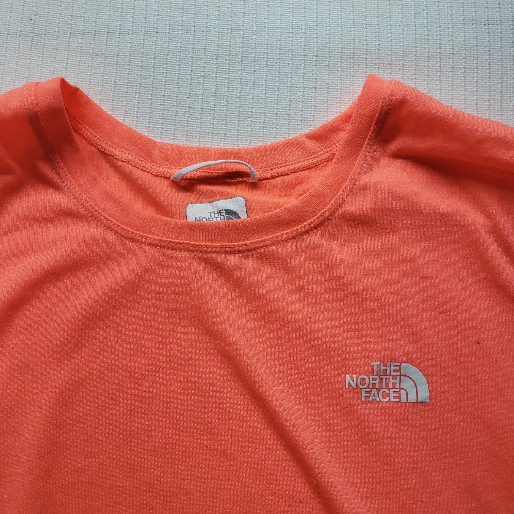The North Face The North Face Shirt Women Orange Short Sleeve Top Activewear M Medium Size M / US 6-8 / IT 42-44 - 2 Thumbnail
