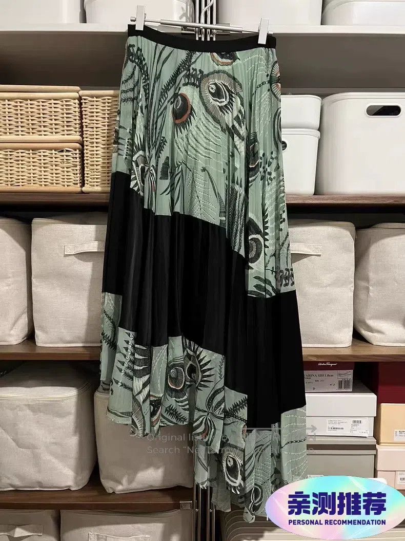 Dries Van Noten Dries Van Noten Hand-Painted Printed Pleated Skirt Size 33" - 4 Thumbnail