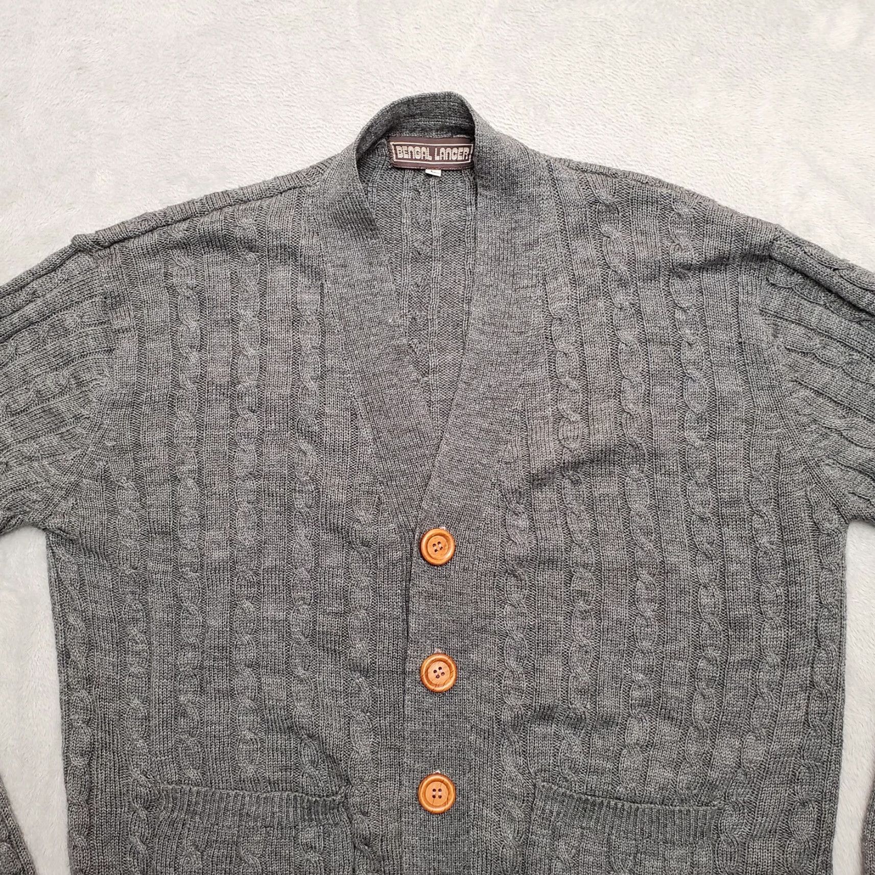 Vintage VTG Bengal Lancer Sweater Mens Large Gray Cable Knit Cardigan Grunge Kurt Cobain Size US L / EU 52-54 / 3 - 2 Thumbnail