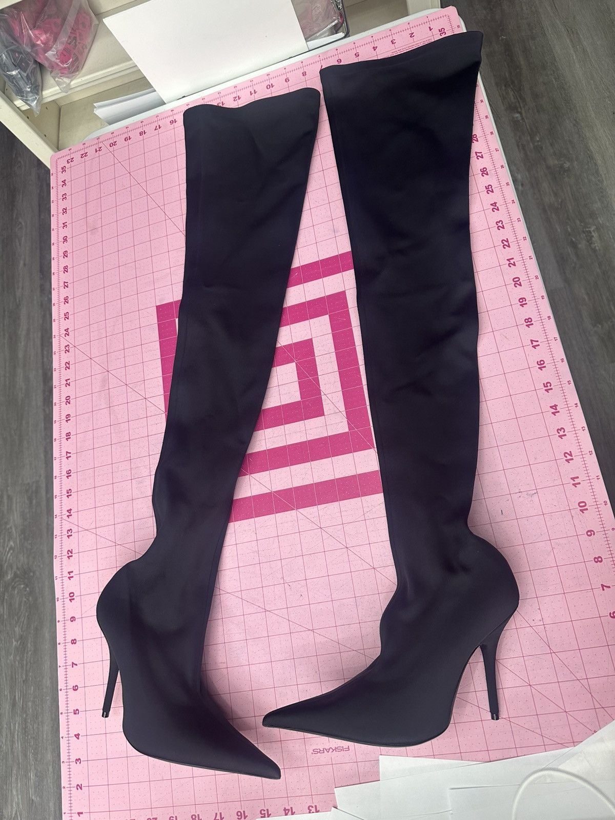 Balenciaga Balenciaga Knife Boots Sock Boot OvertheKnee 37.5 Black New Size US 7.5 / IT 37.5 - 1 Thumbnail