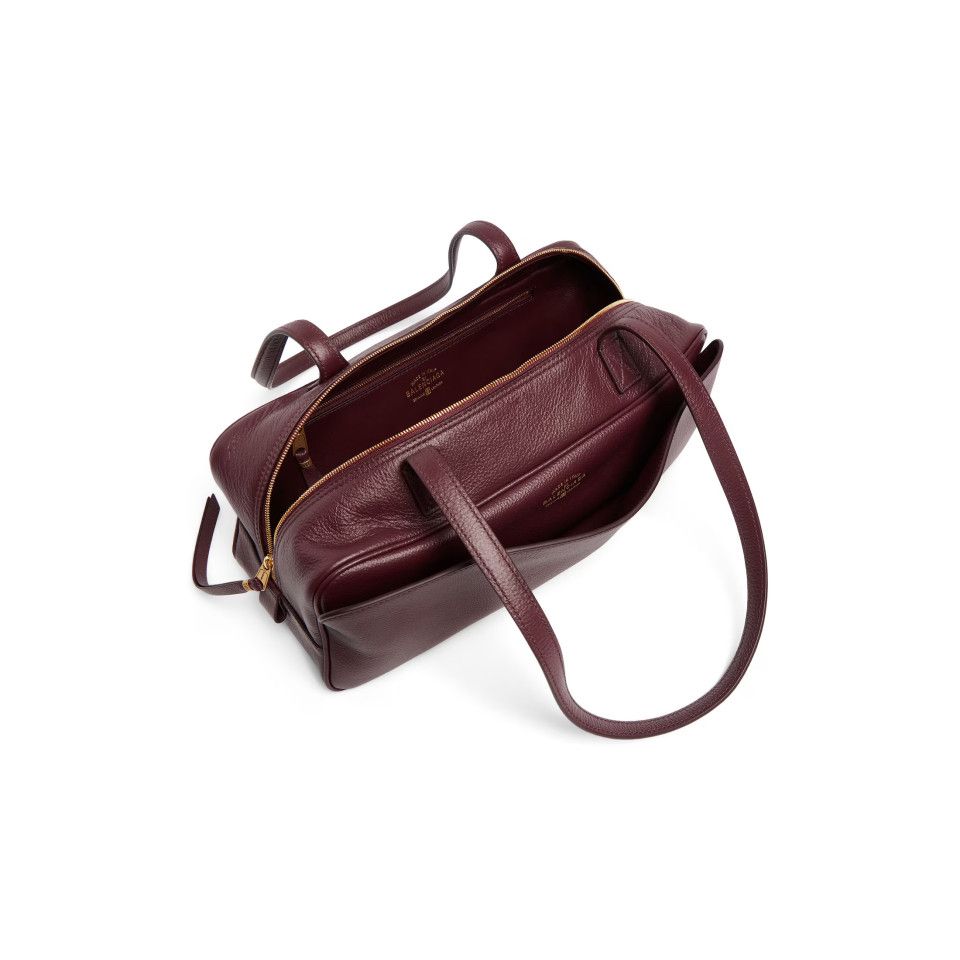 Balenciaga o1bcso1str0426 Size: OS / Carrie Small Bowling Bag Burgundy Size ONE SIZE - 2 Thumbnail