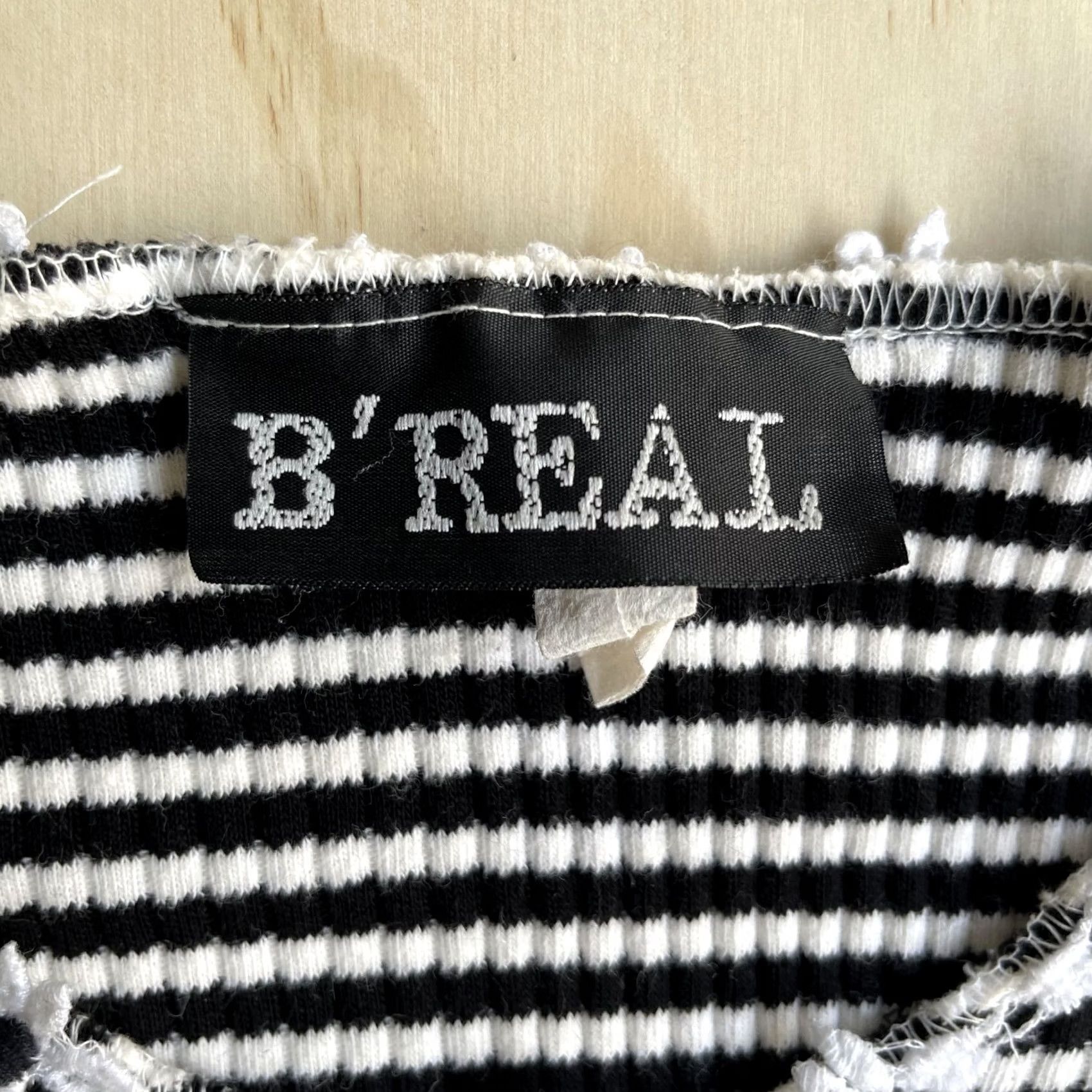 Vintage VINTAGE B'REAL Shirt Juniors S Black White Striped Cropped Ruffle Scoop Neck Top Size S / US 4 / IT 40 - 2 Thumbnail