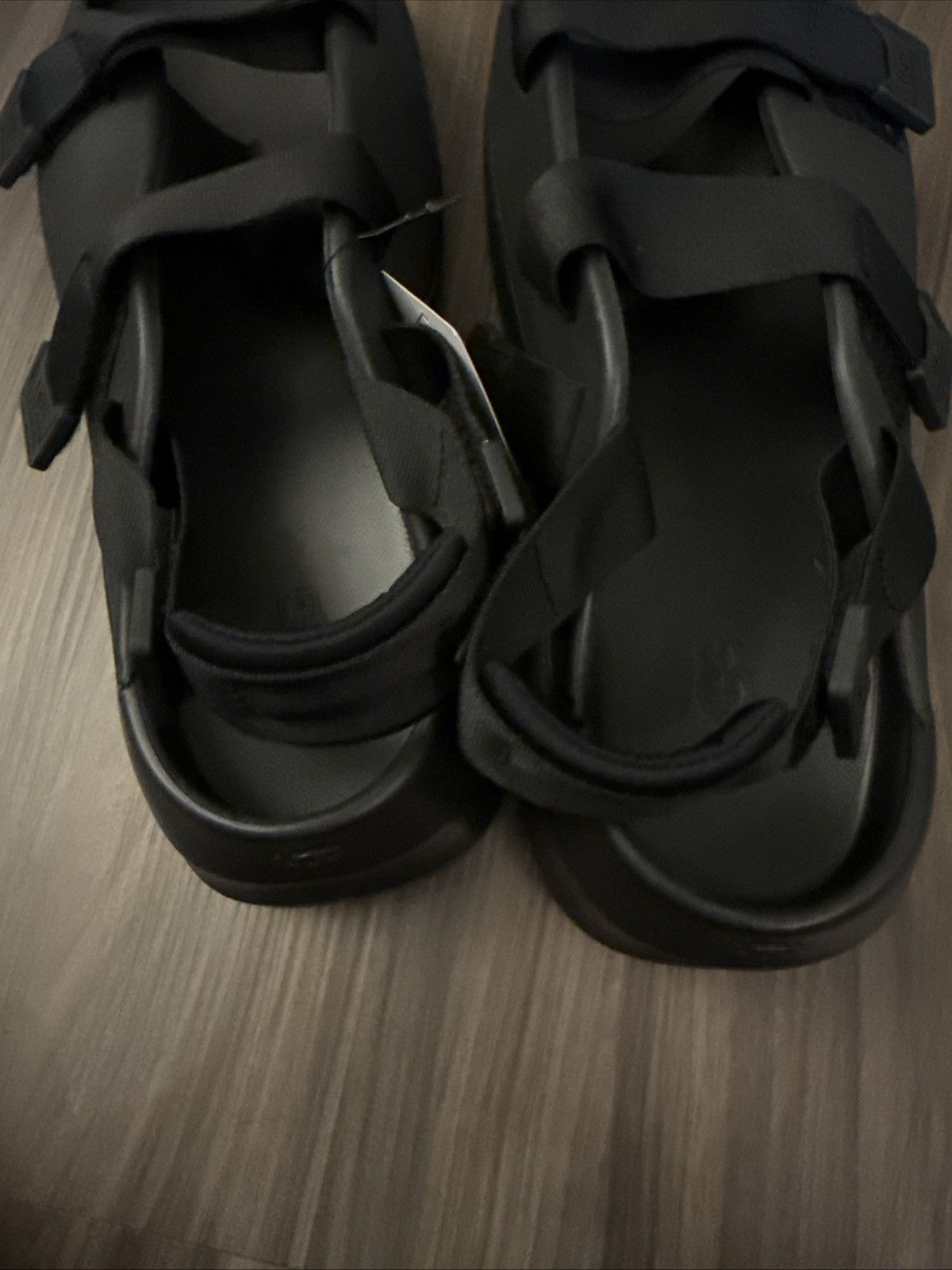 Ugg UGG M Stratus Sandals Black Size 13 | Adjustable Straps Size US 13 / EU 46 - 8 Thumbnail