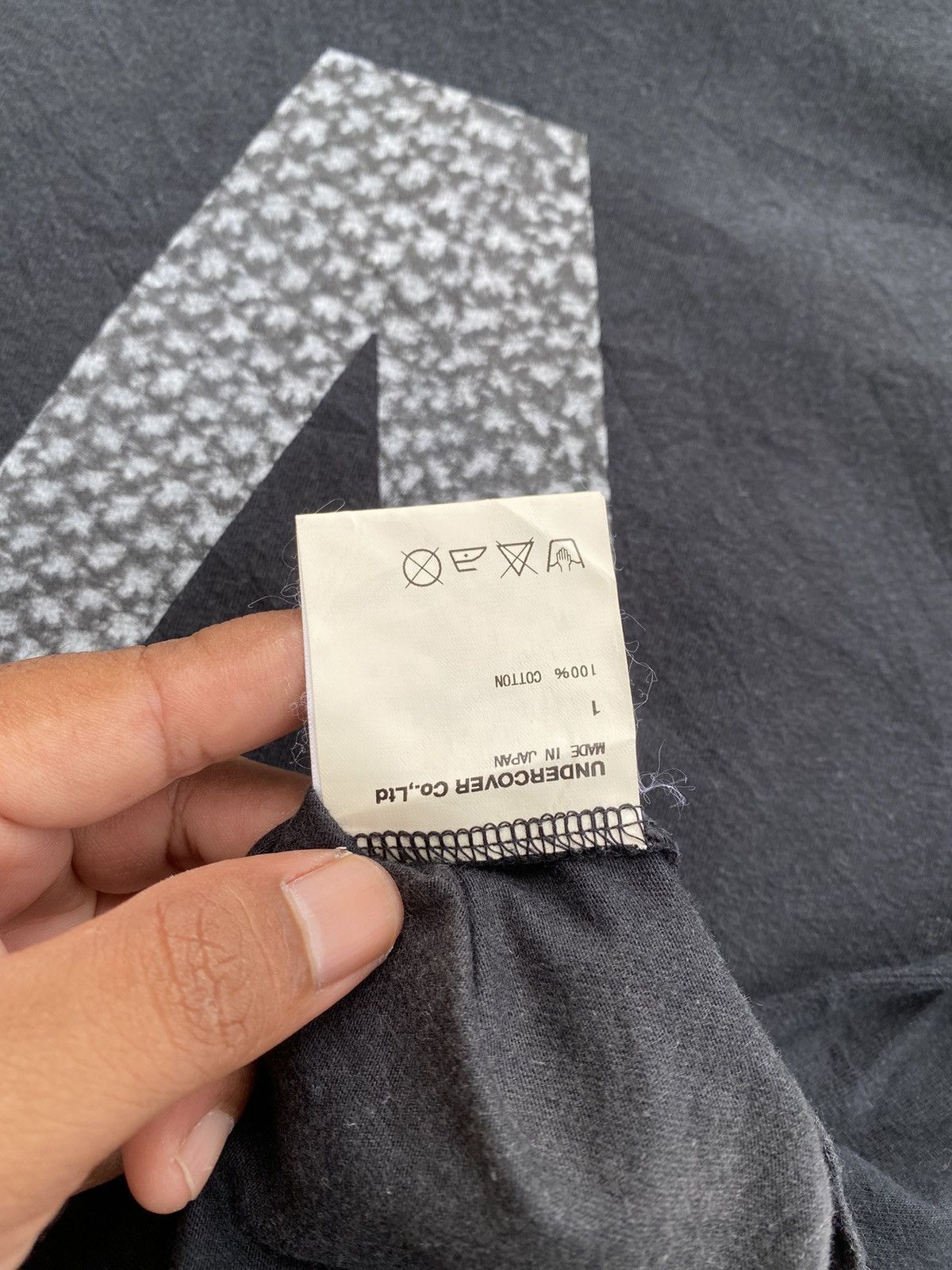 Undercover Rare Undercover Archive Anarchy Symbol Tee Size US S / EU 44-46 / 1 - 9 Thumbnail
