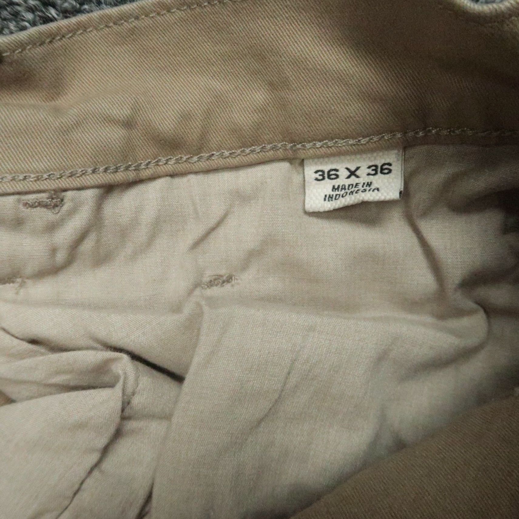Vintage VINTAGE Flint & Tinder Pants Mens 36x36 Khaki Tan 365 Slim Fit Trousers 5 Pocket Chino Size US 36 / EU 52 - 6 Thumbnail