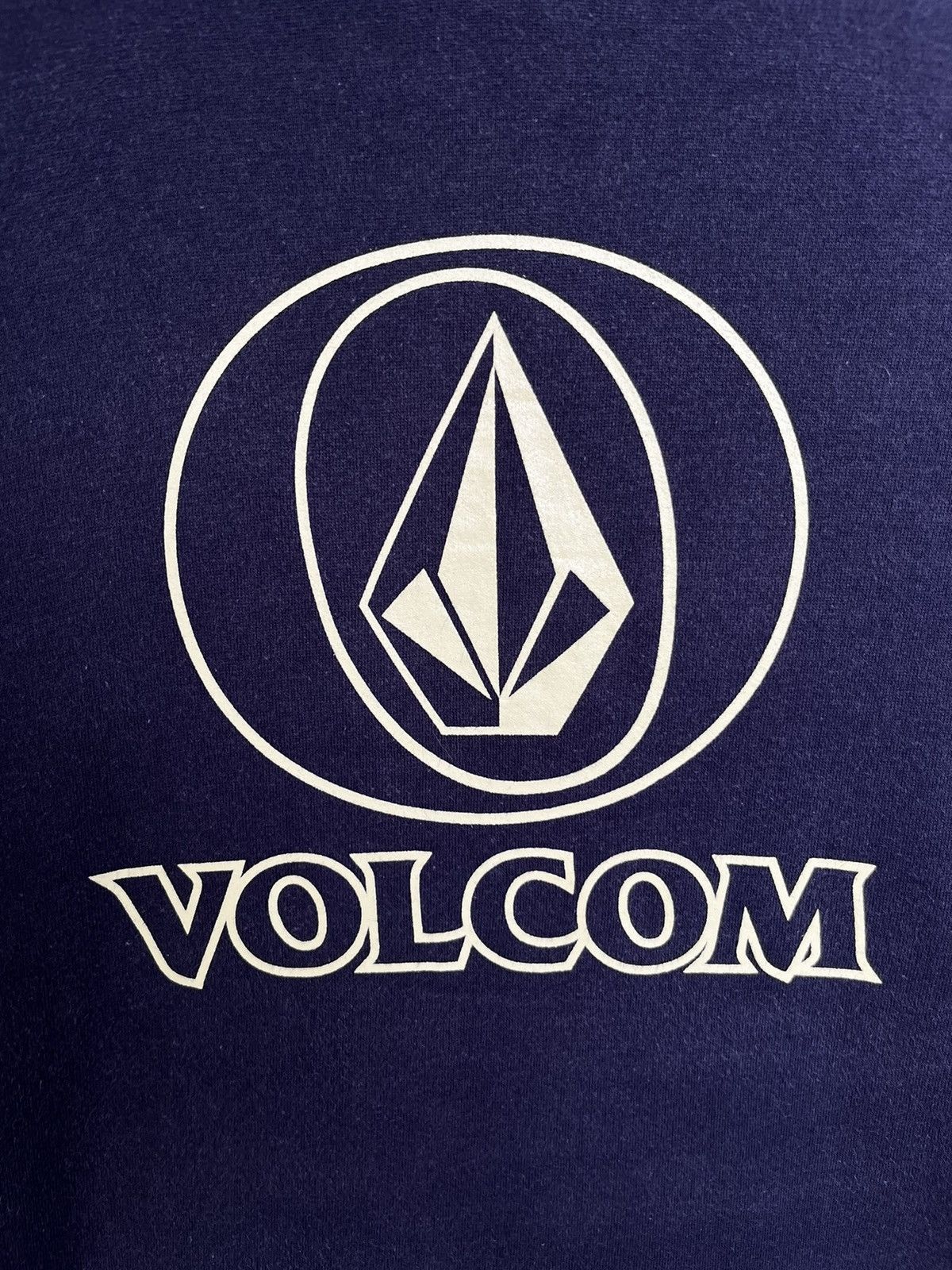 Vintage Vintage Y2K Volcom Hoodie Size US L / EU 52-54 / 3 - 4 Thumbnail