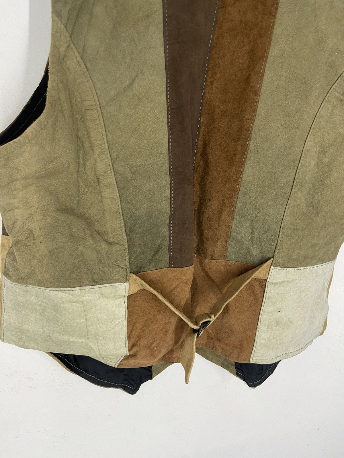 Vintage Vintage Leather Machine Patch Leather Vest Canada Size US M / EU 48-50 / 2 - 4 Thumbnail