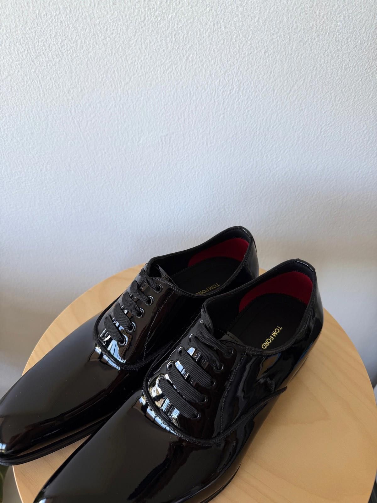 Tom Ford new Tom Ford mens patent leather edgar lace up shoes black 9 Size US 10 / EU 43 - 6 Thumbnail