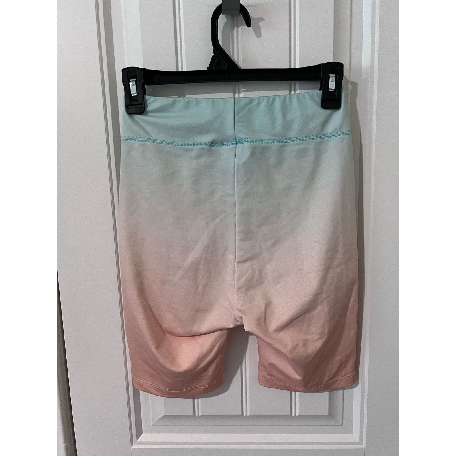 Puma Ombré Logo Gloaming Athletic Short Tights Small Green Peach Size 28" / US 6 / IT 42 - 7 Thumbnail