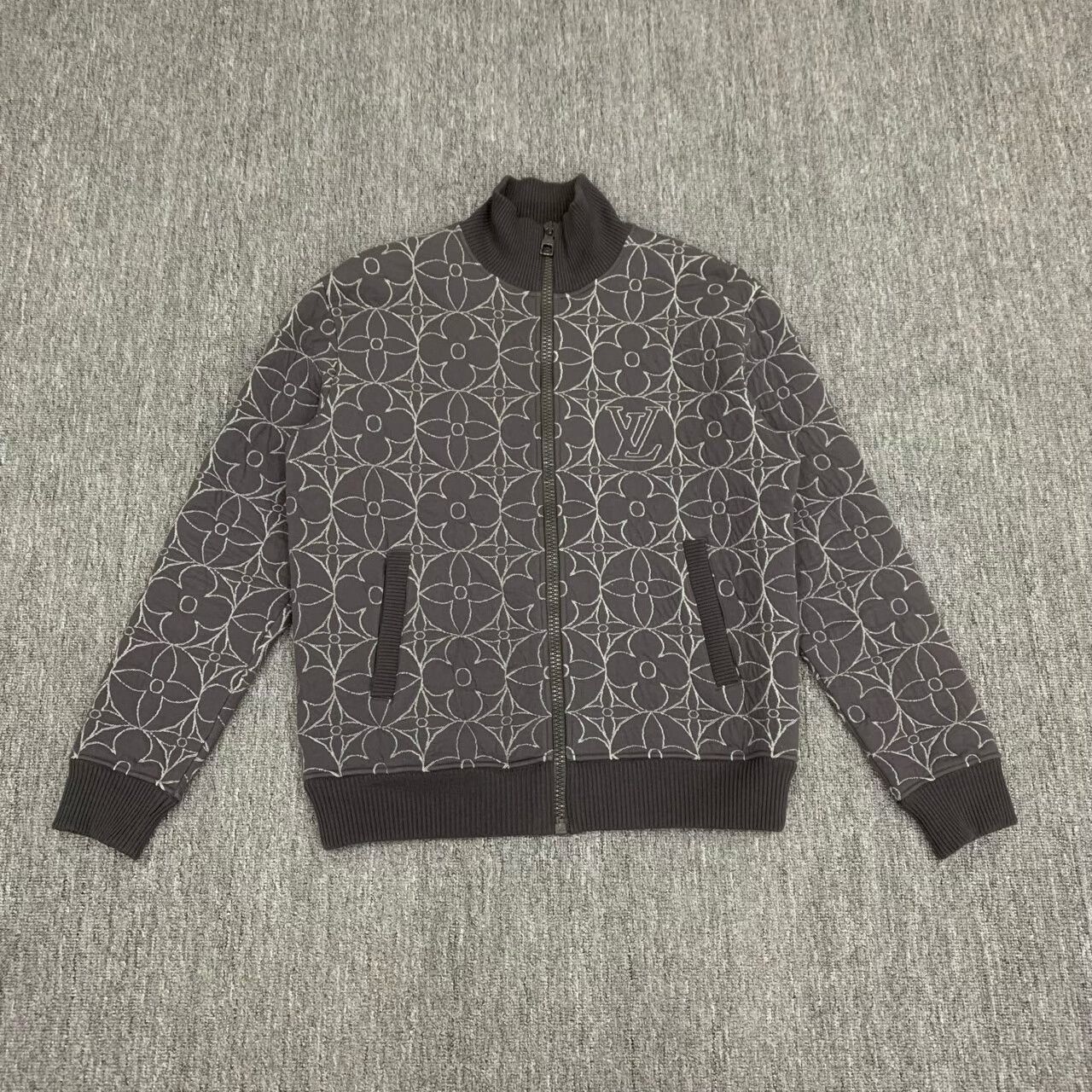 Louis Vuitton Louis Vuitton Black Monogram Padded Jacket Size US M / EU 48-50 / 2 - 1 Thumbnail