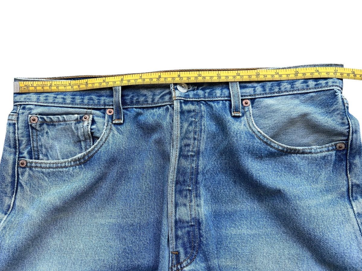 Levi's Vintage 90s Levi’s 501 Denim Jeans 35x31 Size US 35 - 12 Thumbnail