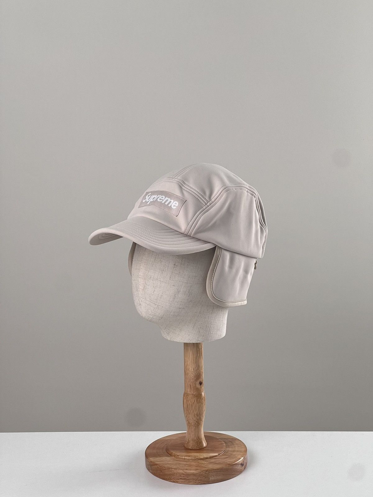 Supreme [SALE🎃] UNWORN* SUPREME Windstopper hat Size ONE SIZE - 4 Thumbnail