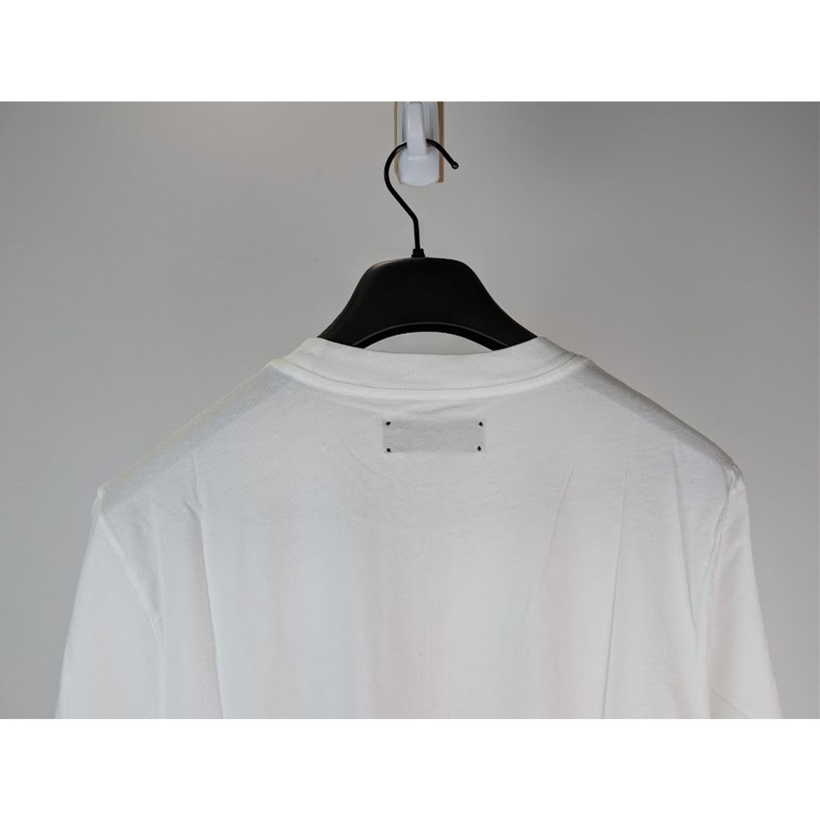 Amiri o1rshd1 Poison Snake Graphic Print T-Shirt in White / Red Size US S / EU 44-46 / 1 - 12 Thumbnail