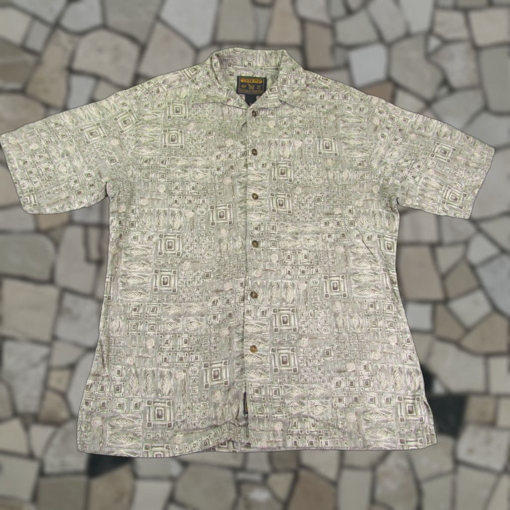Vintage VINTAGE Woolrich Shirt Mens Large Green Tribal Button-Up Outdoor Casual Shirt Mens Large Green Tribal Button-Up Outdoor Casual Size US L / EU 52-54 / 3 - 1 Thumbnail