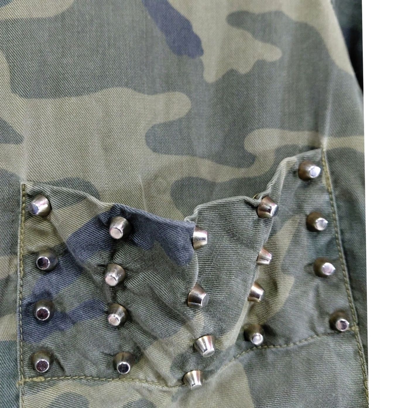 Zara Zara Woman Shirt Green Camouflage Studded Long Sleeve Collared Size M Womens Size M / US 6-8 / IT 42-44 - 3 Thumbnail