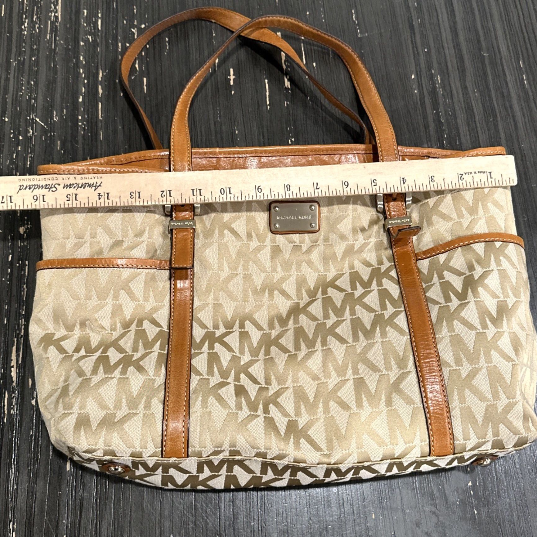 Vintage MICHAEL Michael Kors Gold Tan Large Signature Tote for Women Size ONE SIZE - 3 Thumbnail