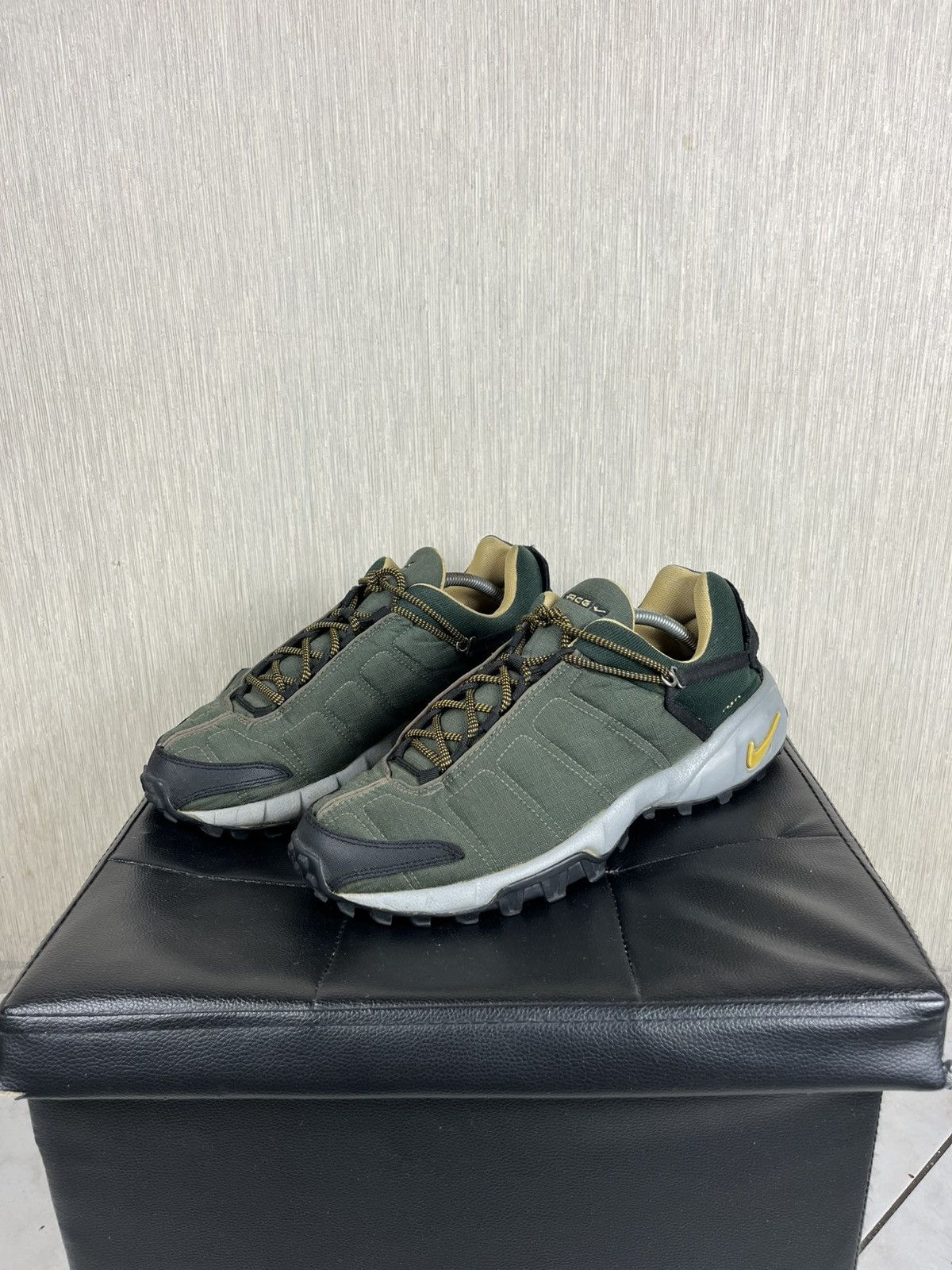 Nike ACG Vintage Nike ACG hiking outdoor y2k boots shoes retro air Size US 12 / EU 45 - 2 Thumbnail