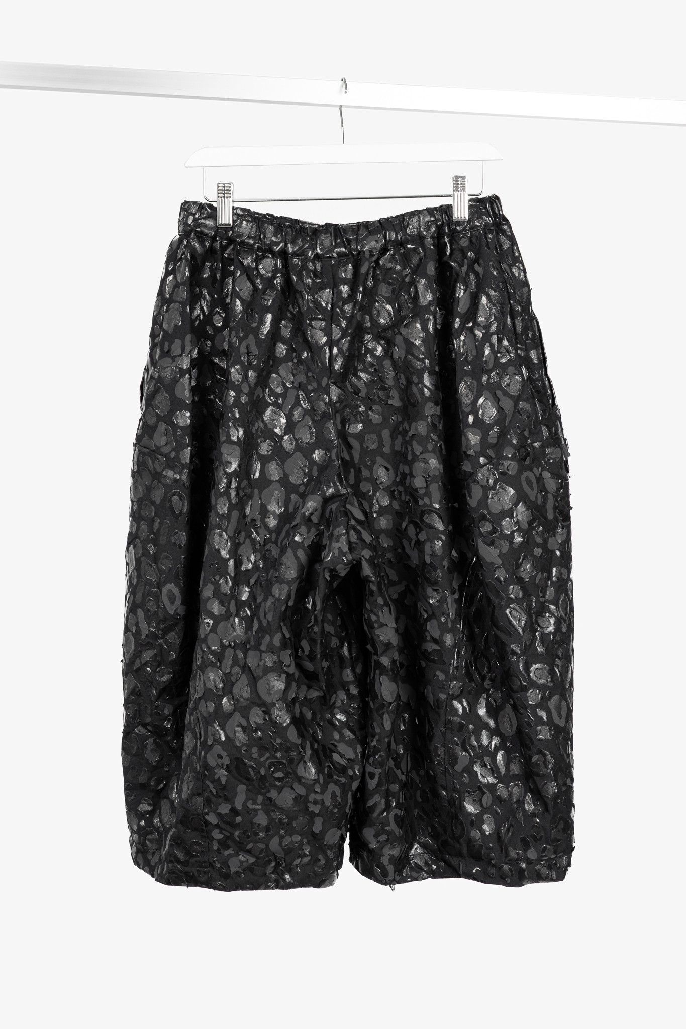 Comme des Garcons Black BLACK Comme des Garcons Black Leopard-Twill Balloon Shorts Size US 26 / EU 42 - 2 Thumbnail
