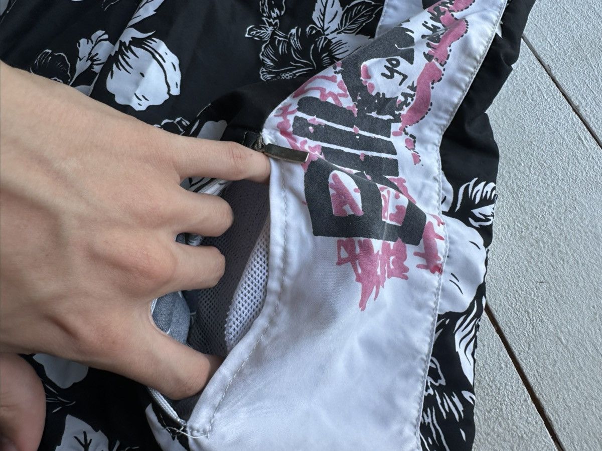 Billabong 🚨RARE BILLABONG BIG LOGO SWIM SHORTS Y2K SURF VINTAGE Size US 28 / EU 44 - 10 Thumbnail