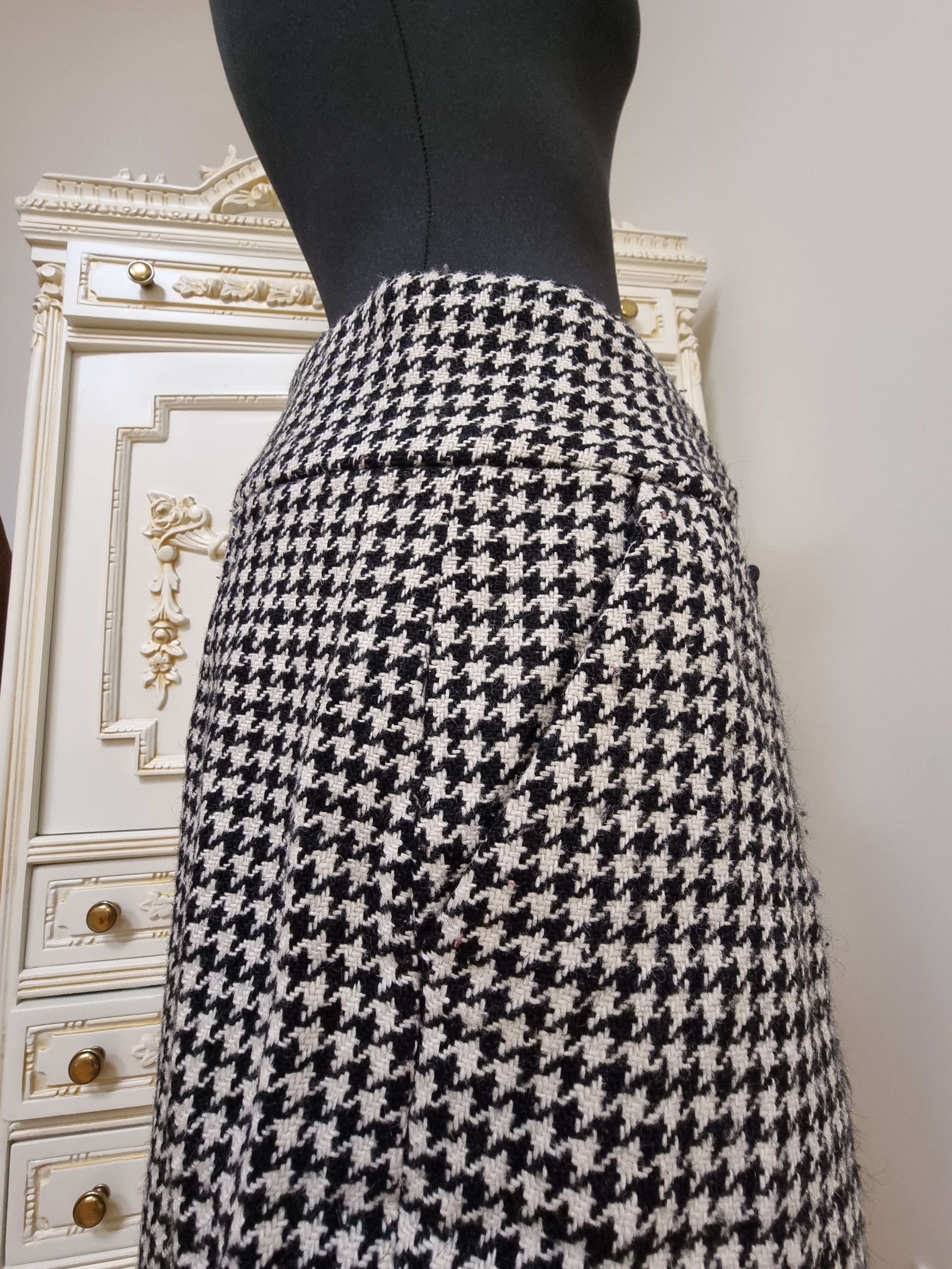 By Malene Birger By Malene Birger clasic skirt Size 30" / US 8 / IT 44 - 2 Thumbnail