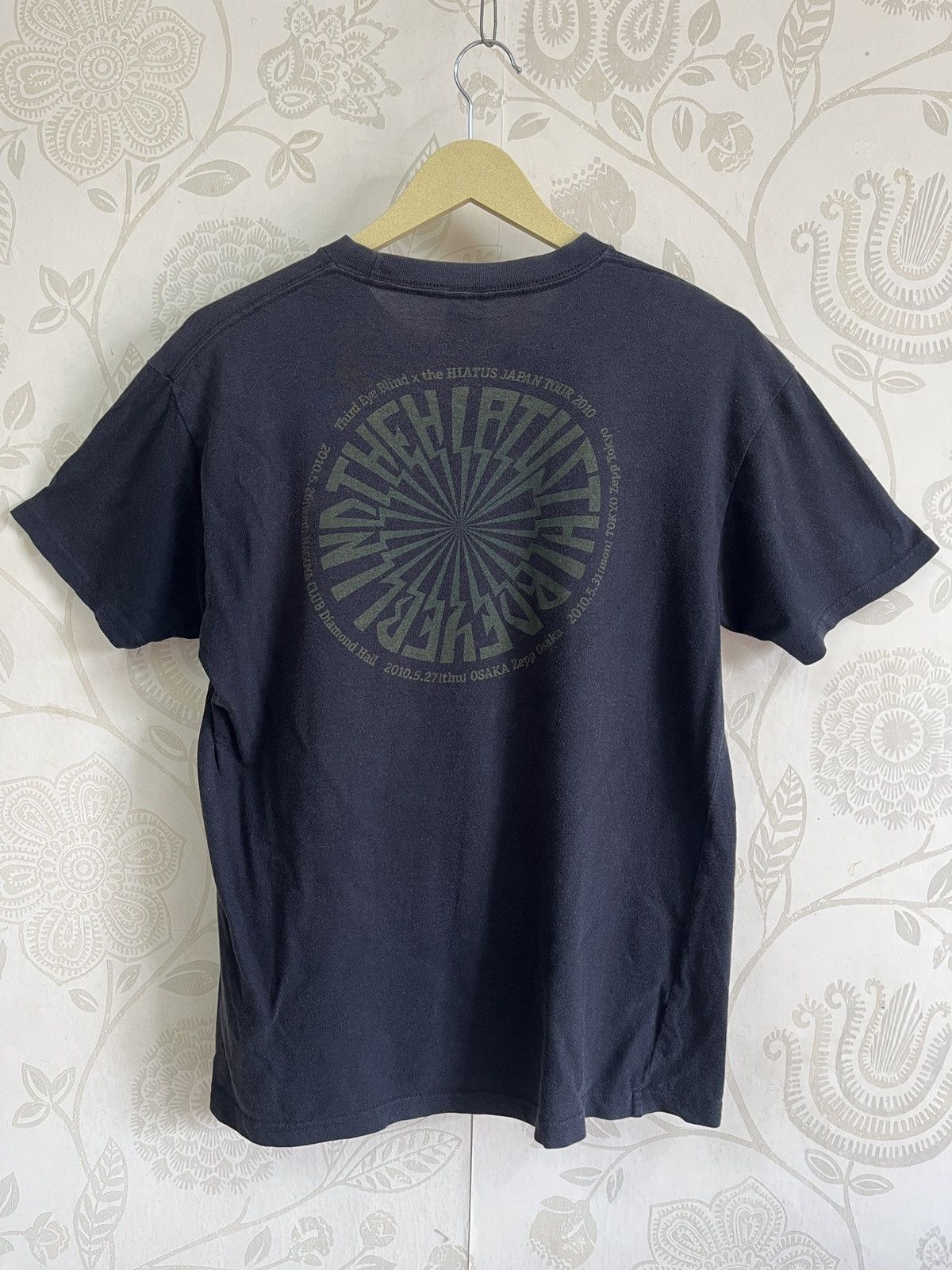 Band Tees Third Eye Blind X The Hiatus World Tour Japan 2010 Size US M / EU 48-50 / 2 - 3 Thumbnail