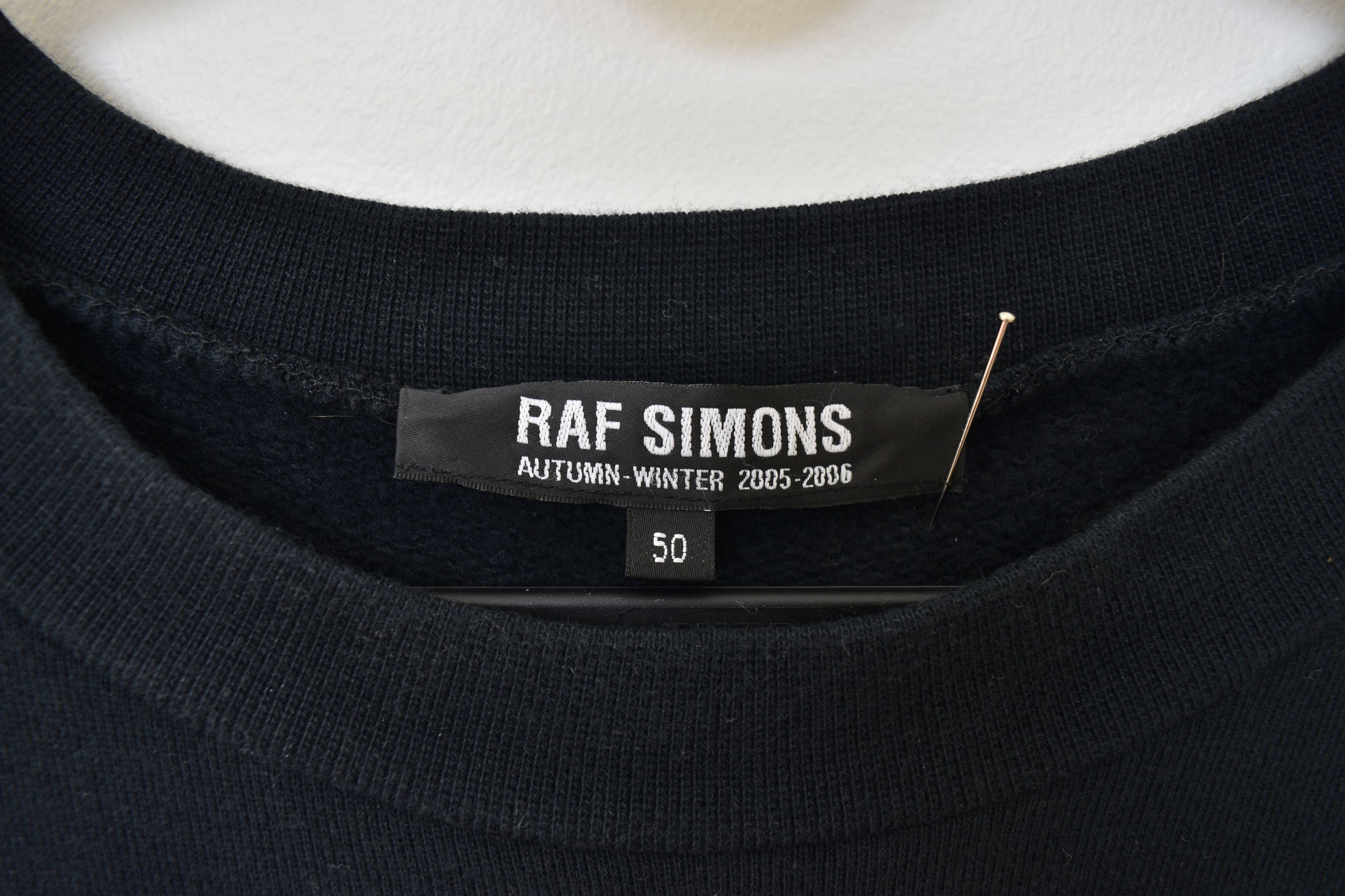 Raf Simons Raf Simons AW 05-06 Poltergeist Objects Levitating Sweater Size US M / EU 48-50 / 2 - 3 Thumbnail